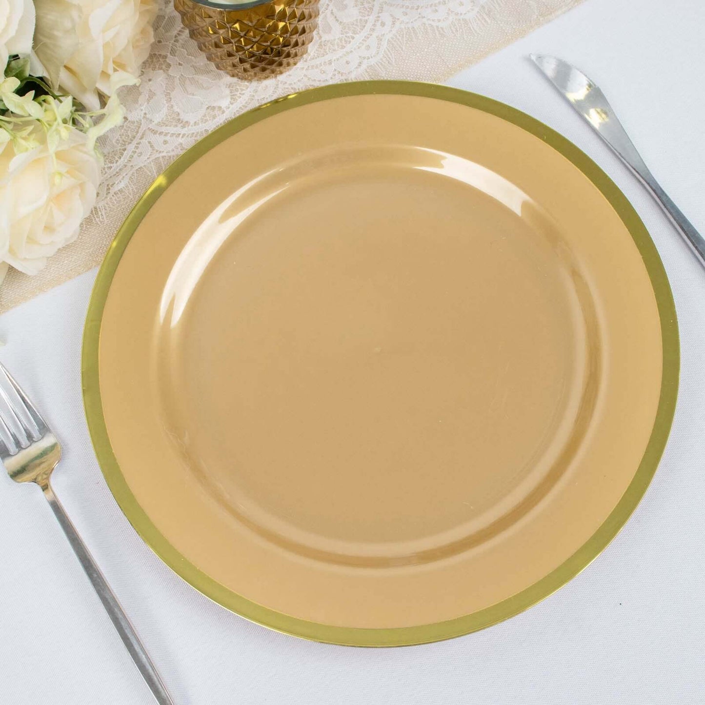 10-Pack Plastic 10" Round Dinner Plates in Gold - Disposable Party Plates for Classy Banquets & Special Occasions