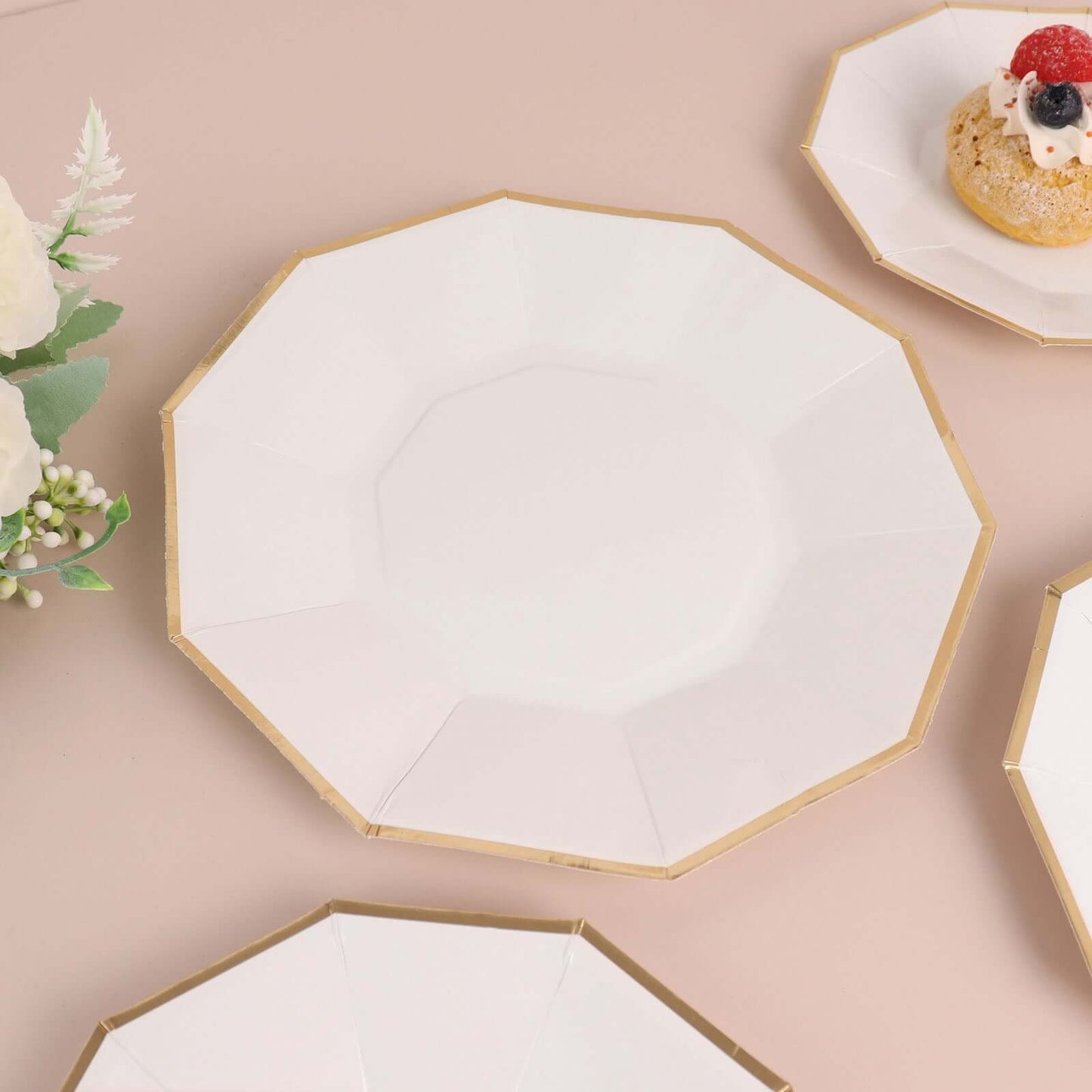 25-Pack Paper 9" Decagon Dinner Plates in White with Gold Foil Rim - Disposable Geometric Party Plates for Modern Weddings & Events