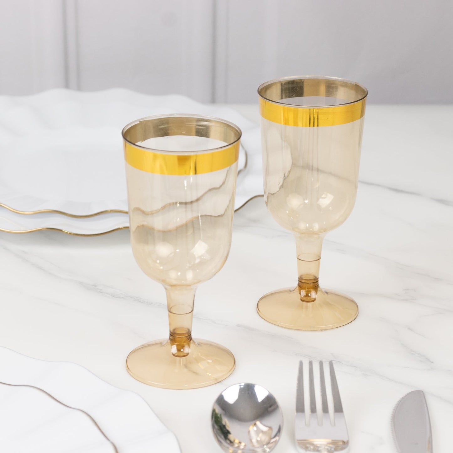 12 Pack Plastic Short Stem Wine Glasses Transparent Gold/Gold Rim - Stylish Disposable Drinkware 6oz