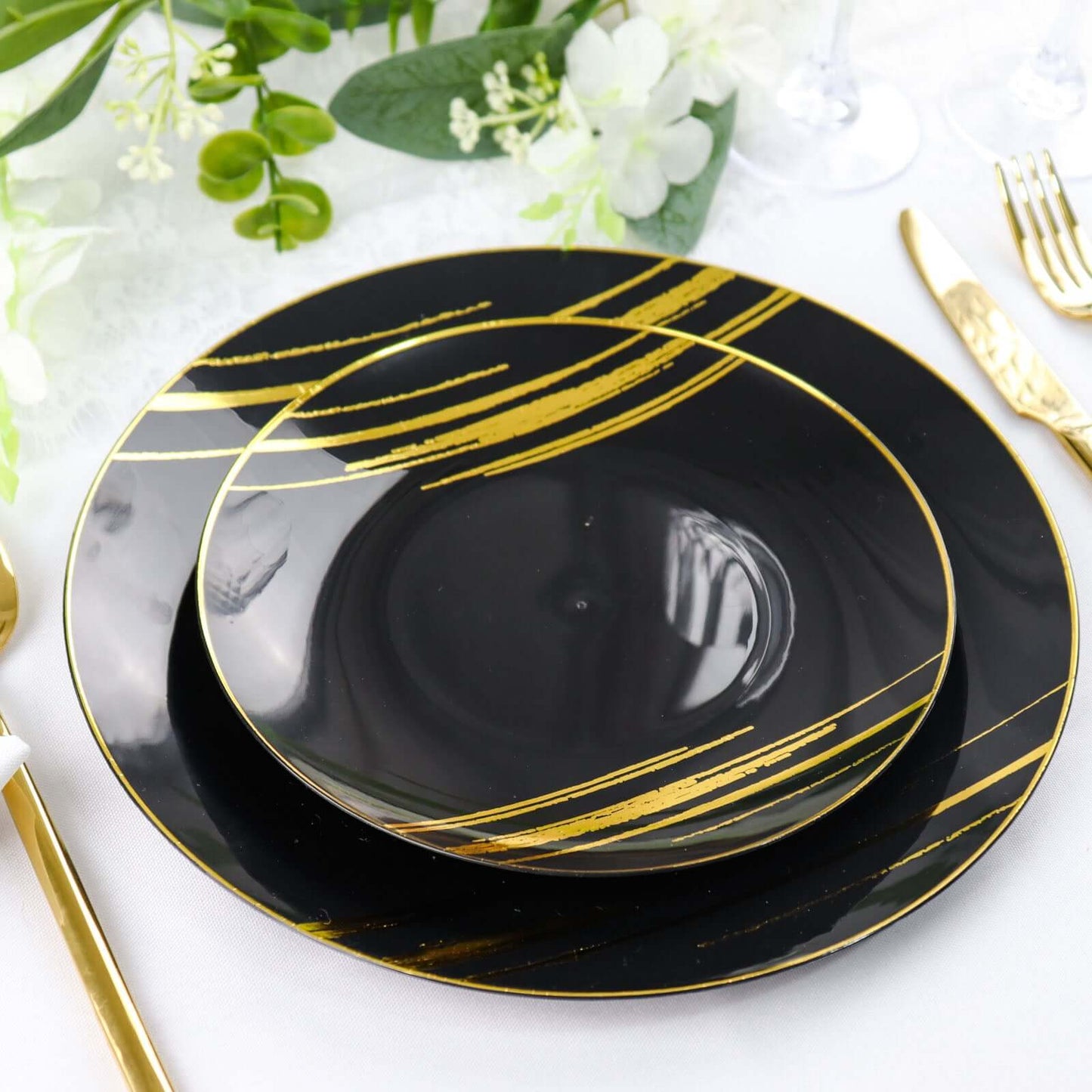 10-Pack Plastic 7" Round Dessert Plates in Black with Gold Brush Stroked Print - Disposable Appetizer Salad Plates for Modern Themed Events & Banquets
