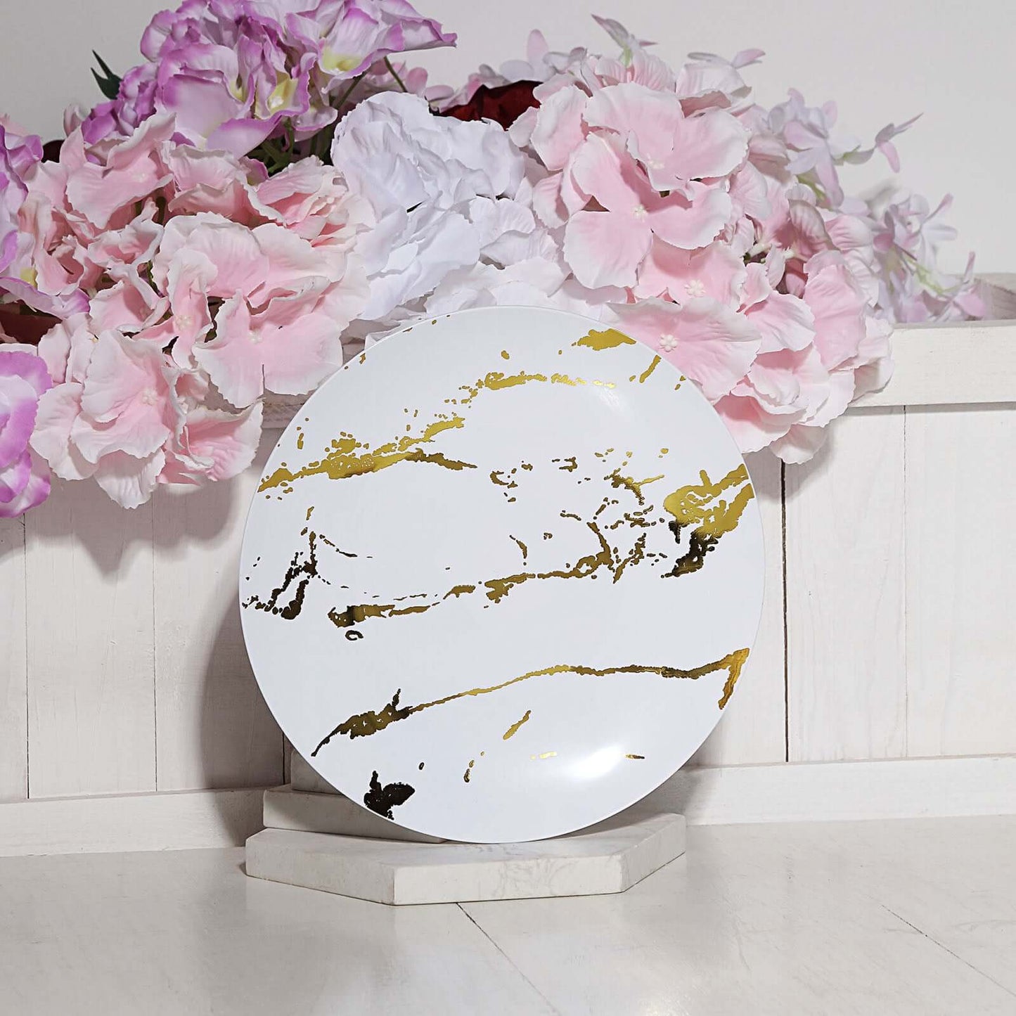 10 - Pack Plastic 8" Round Dessert Plates in White with Gold Marble Print - Disposable Appetizer/Salad Plates for Chic Banquets & Special Occasions - Linen Luxes