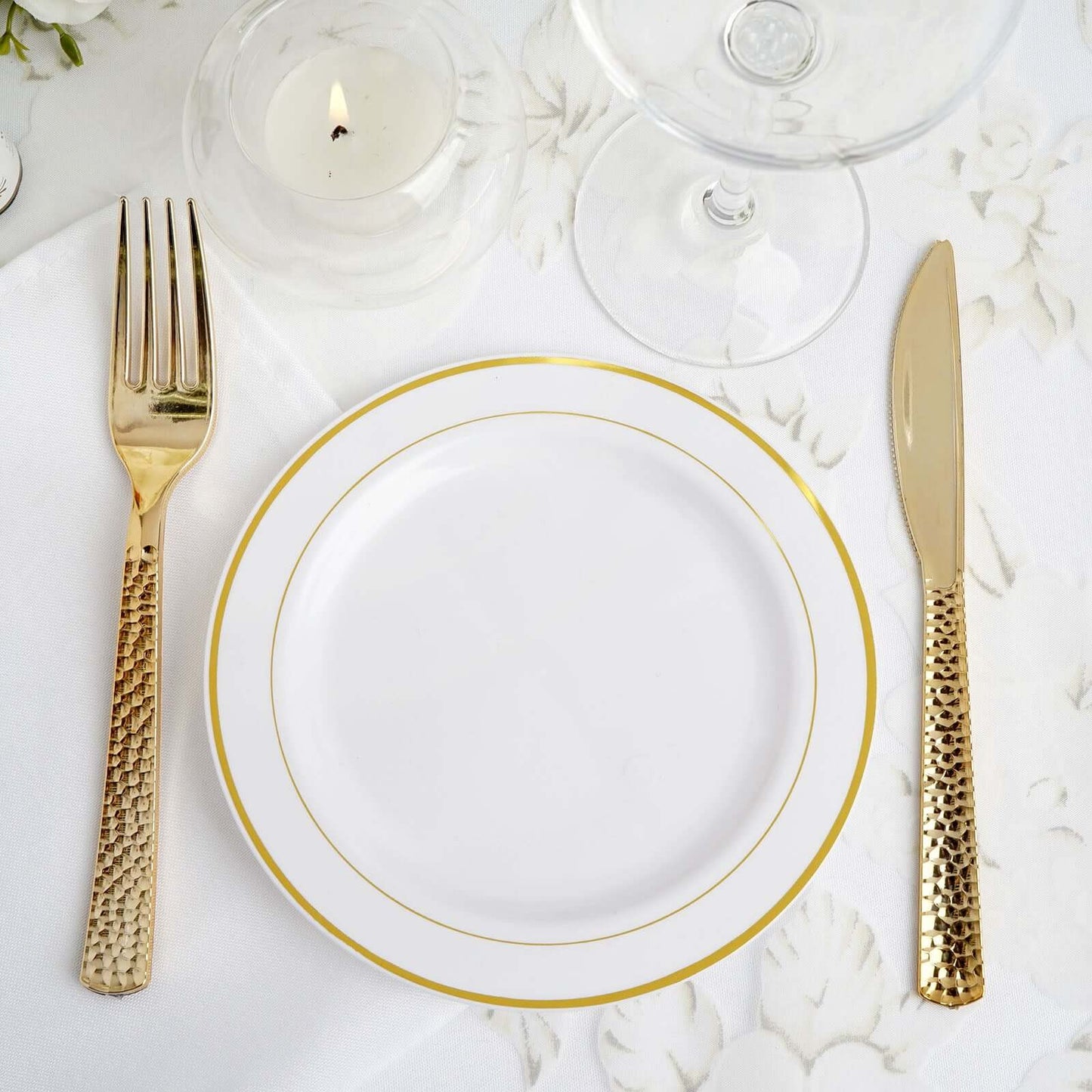 10 - Pack Plastic Dessert Plates White with TrÃ¨s Chic Gold Rim - Disposable Plates for Appetizers 6" - Linen Luxes