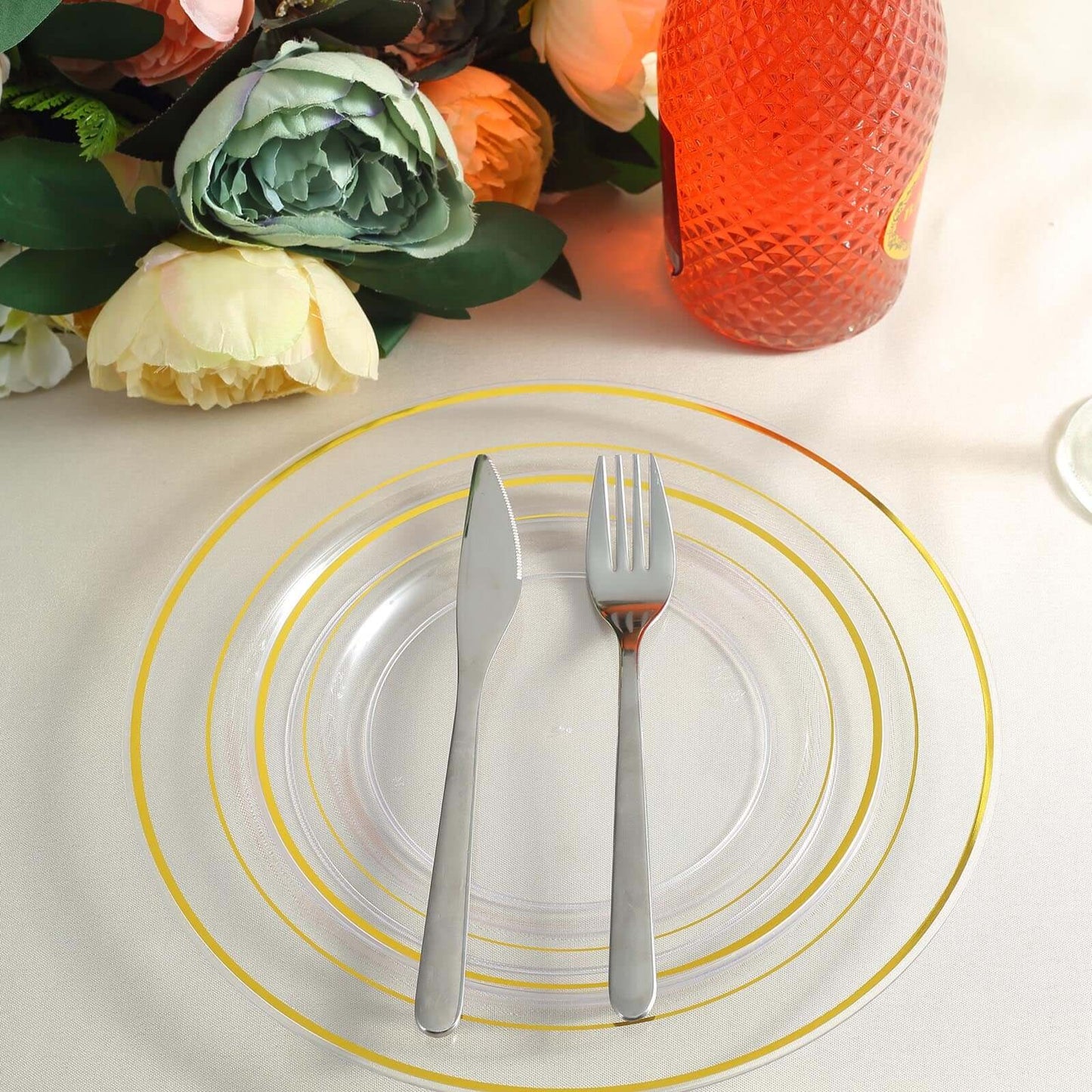 10 - Pack Plastic Dinner Plates Clear with TrÃ¨s Chic Gold Rim - Perfect Disposable Party Plates 10" - Linen Luxes