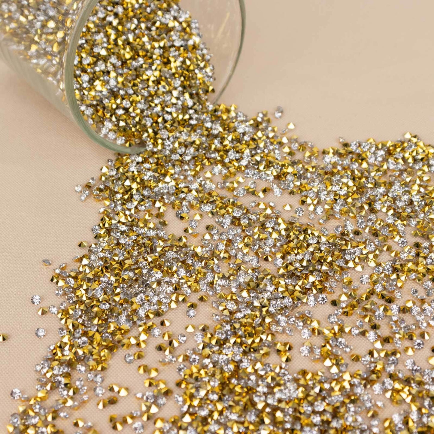 14400 Pcs Faux Diamond Rhinestone Vase Fillers Gold/Silver, Wedding Table Scatter Gems Sparkling Decorative Design 3mm