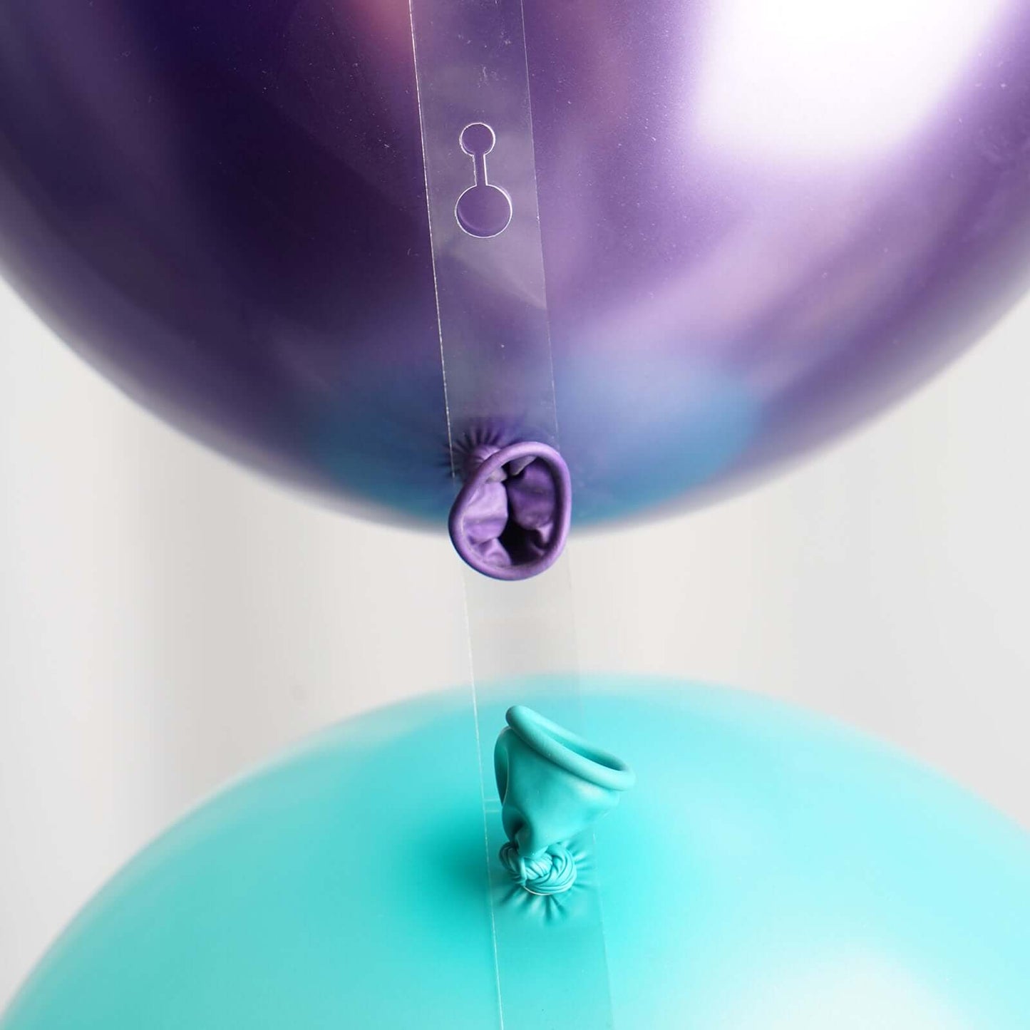 16ft Long Balloon Decorating Strip Tape, Balloon Garland Clip Holder - Linen Luxes