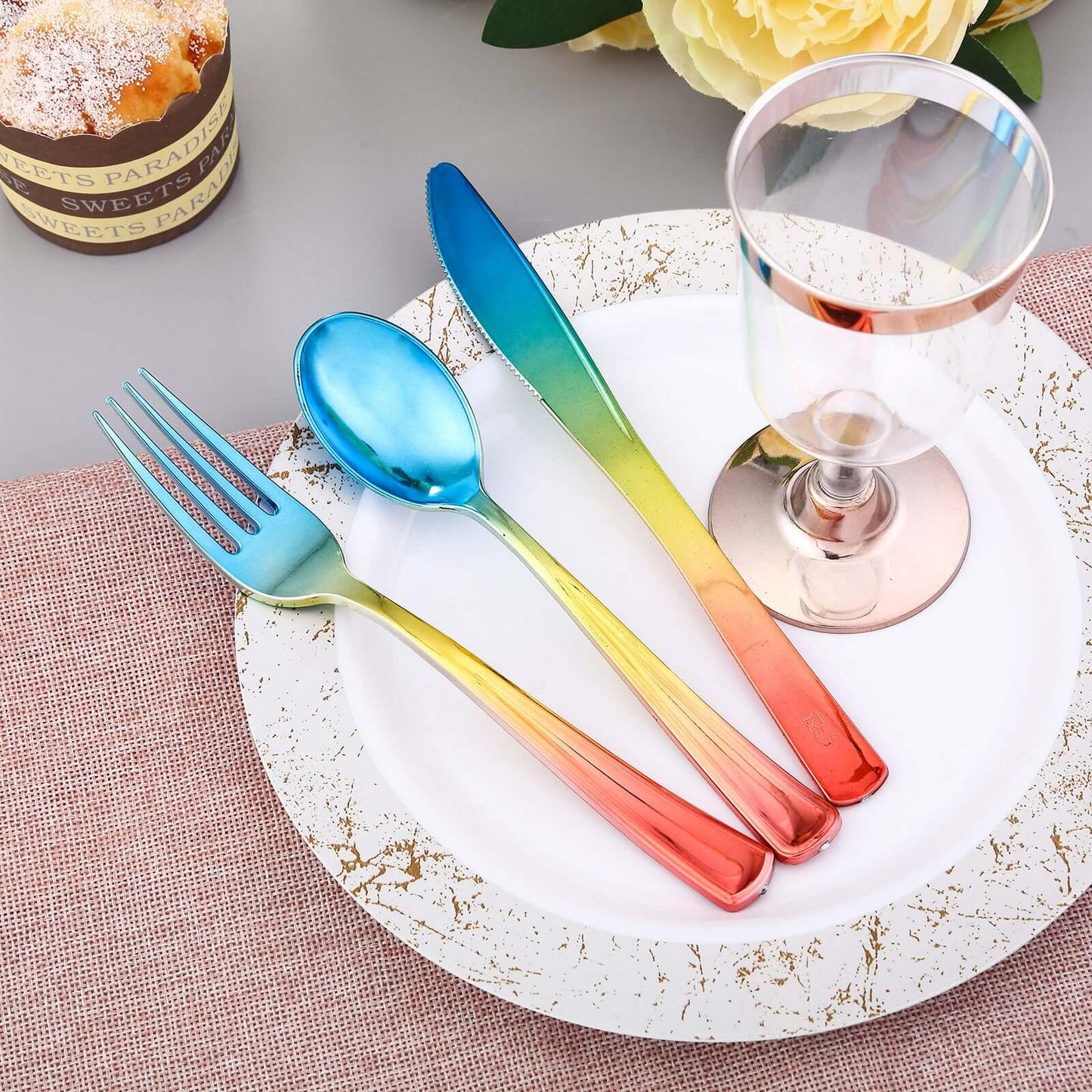 24 Pack - 8" Rainbow Ombre Design Heavy Duty Plastic Knives - Linen Luxes