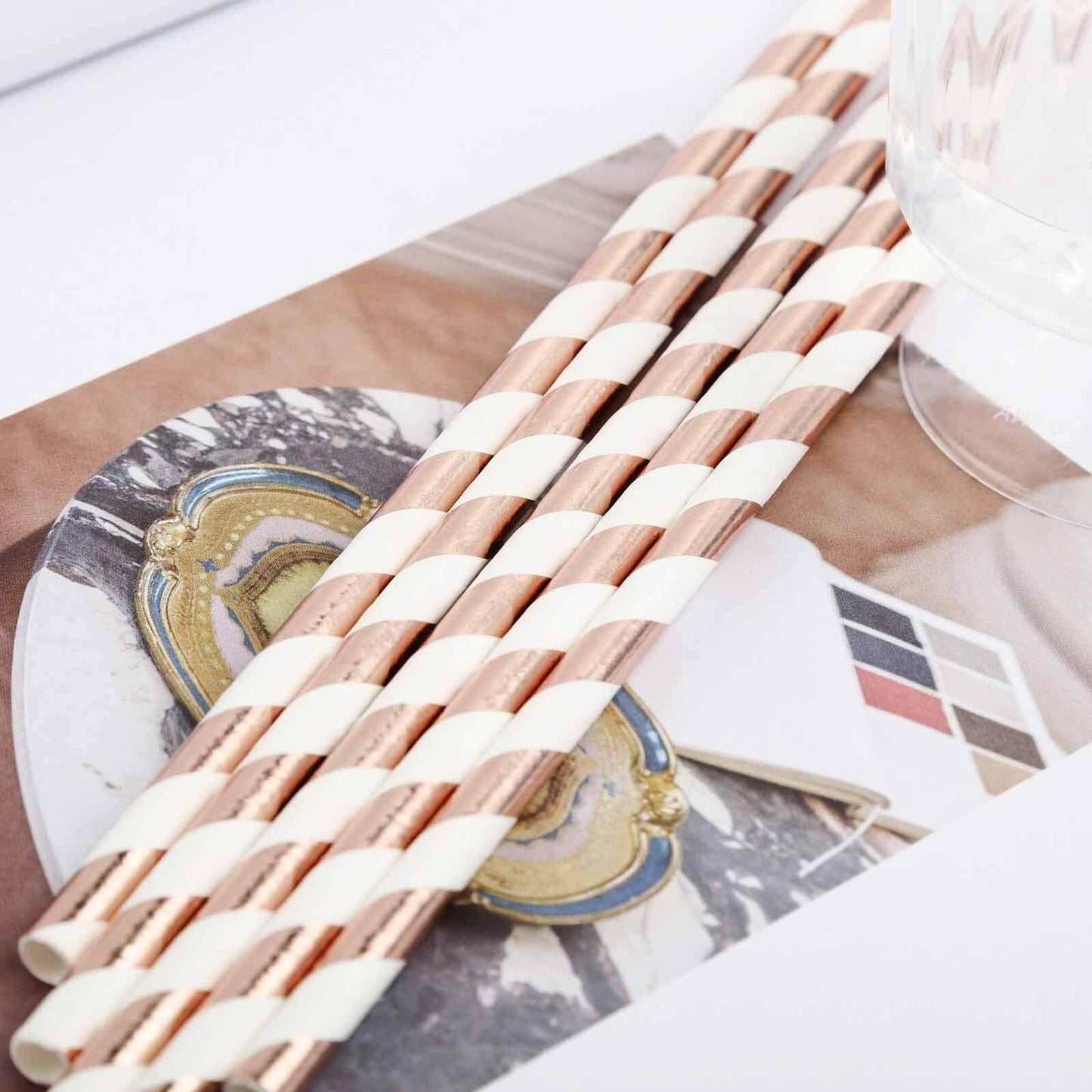 25 - Pack Paper Straws White/Rose Gold Striped - Stylish Disposable Straws for Drinks 8" - Linen Luxes