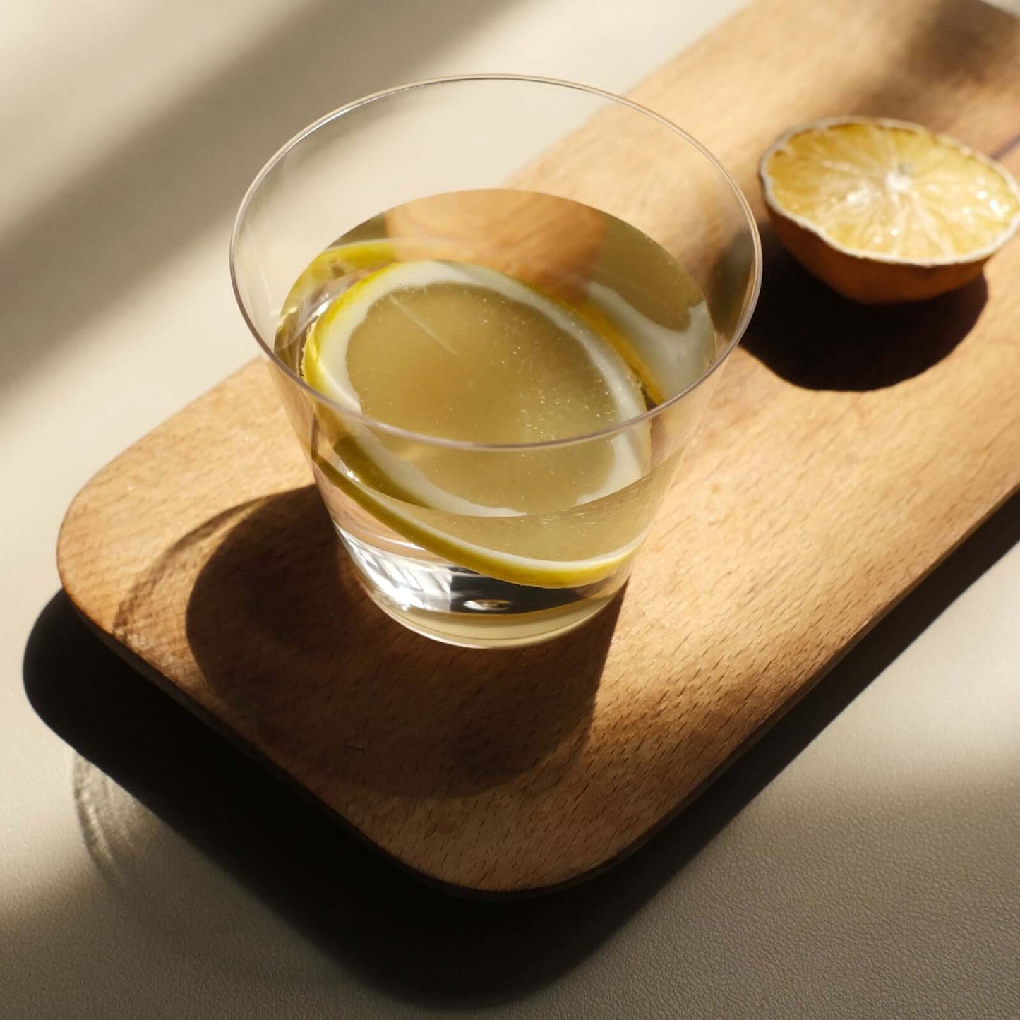 25 - Pack Plastic Party Cups Clear Crystal - Stylish Short Disposable Glasses 9oz - Linen Luxes