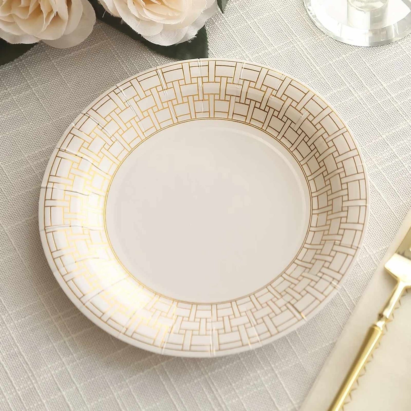 25-Pack Paper 7" Round Dessert Plates in White with Gold Basketweave Rim