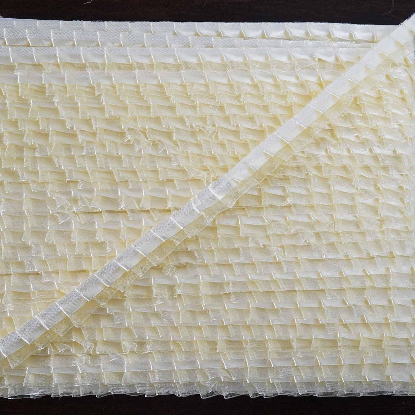 25 Yards 0.75" Ivory Double Layered Edging Ruffled Lace Trim With Satin And Classic Organza Fabric - Linen Luxes