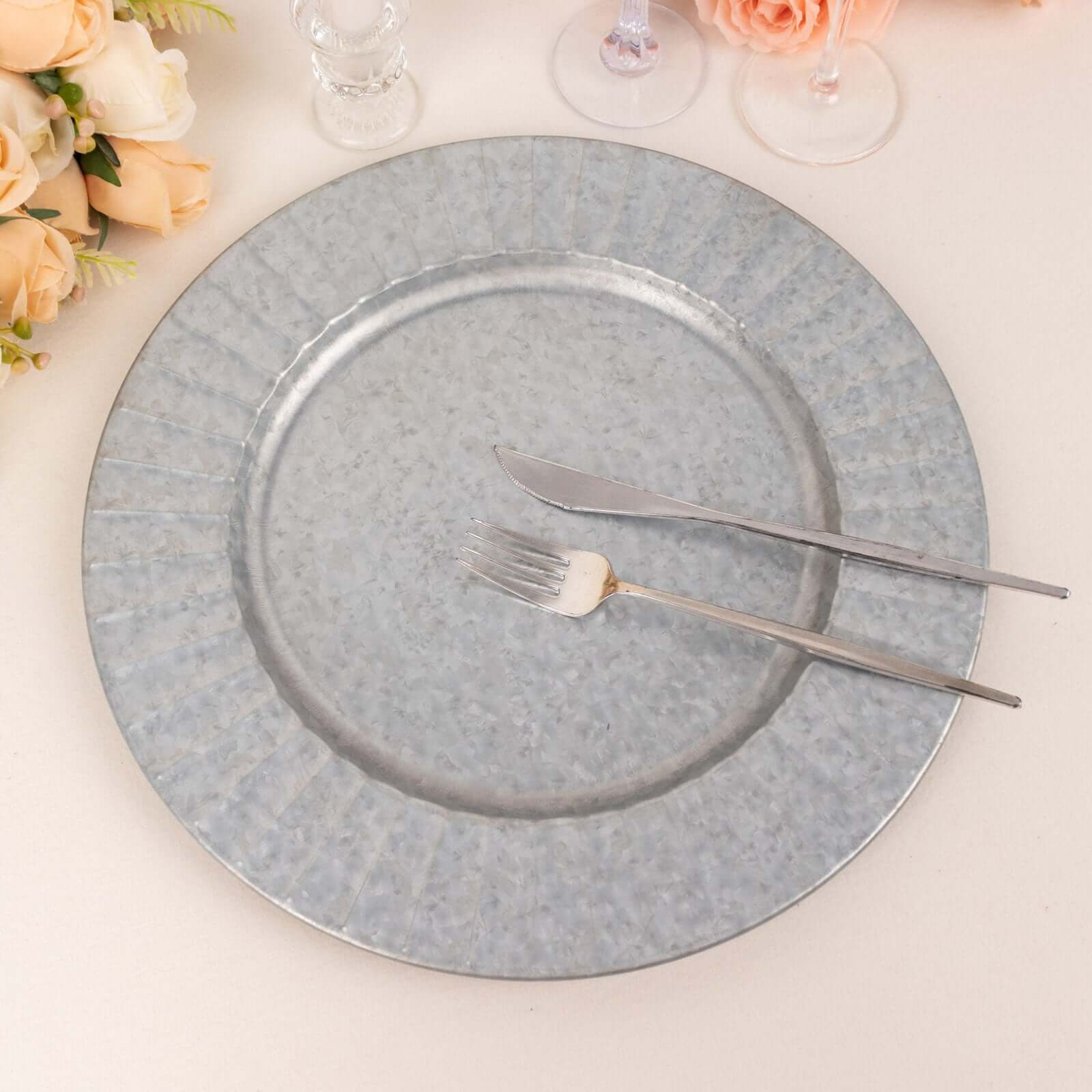 4 - Pack Metal Round Charger Plates 13" in Silver with Galvanized Ruffled Rim, Contemporary Charger Tableware - Linen Luxes