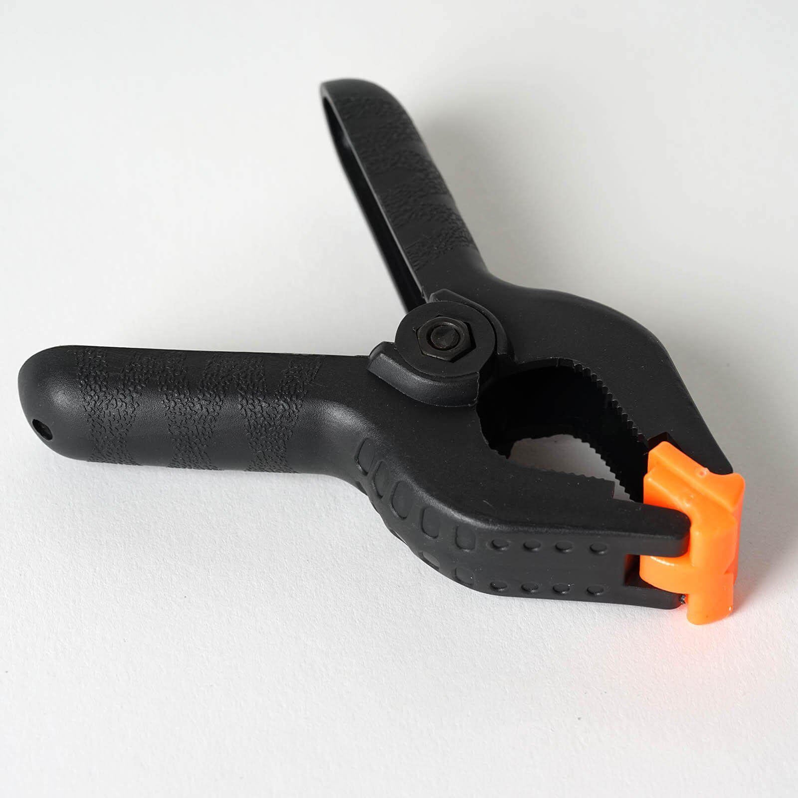 6 Pack 4.5" Industrial Photography Backdrop Clamps, Curtain Clips - Linen Luxes