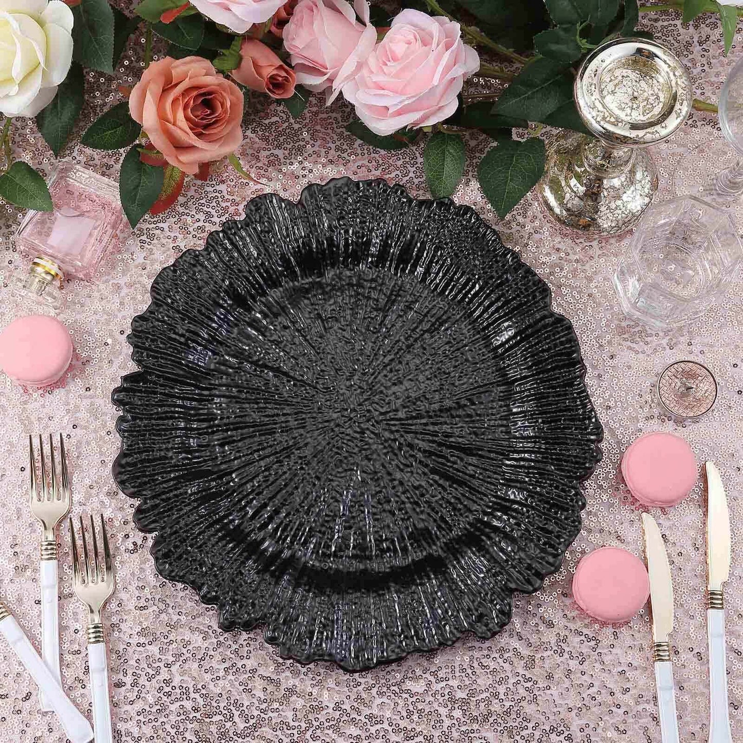 6 - Pack Acrylic Plastic Round Charger Plates 13" in Black with Reef Design, Dinner Charger Tableware - Linen Luxes