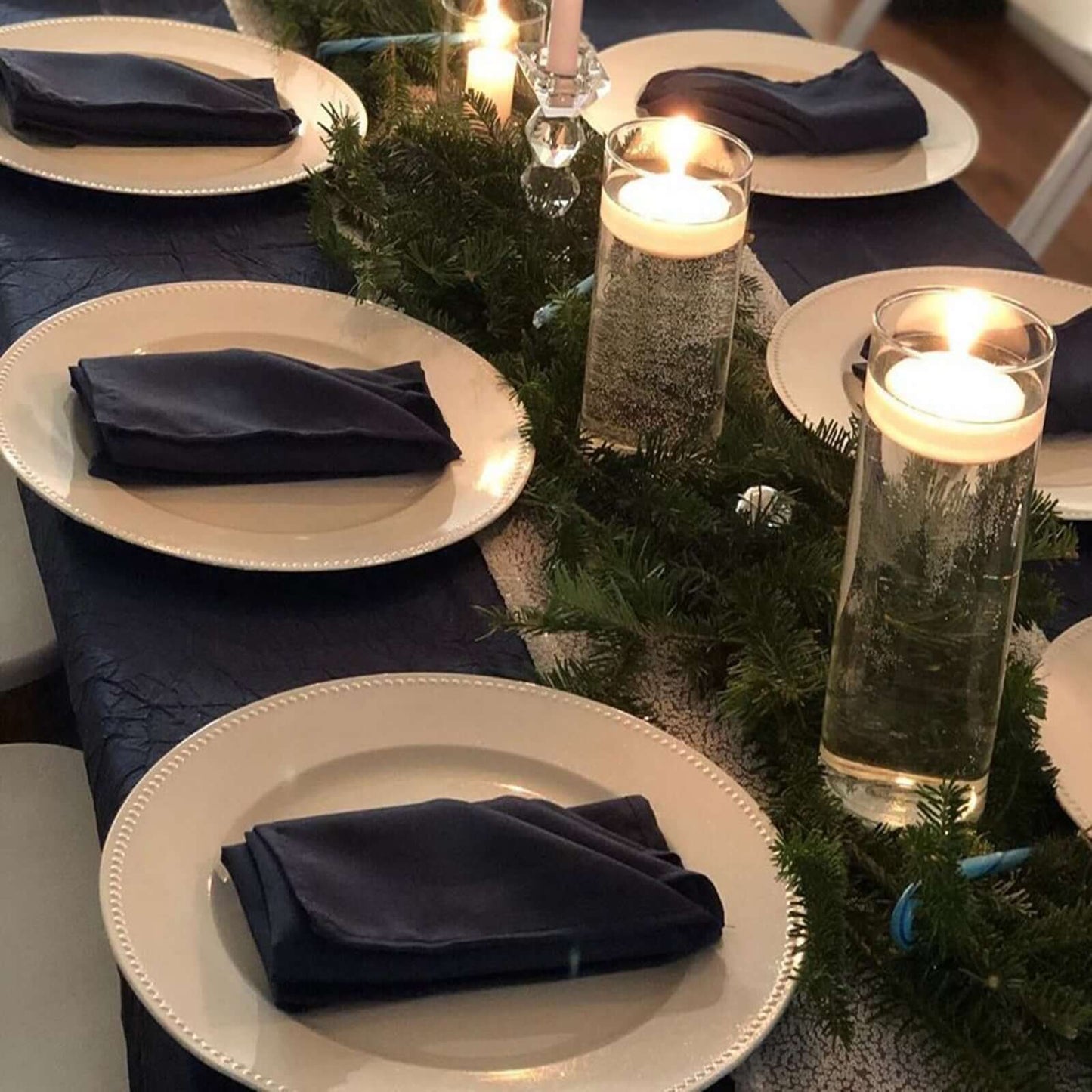 6 - Pack Acrylic Round Charger Plates 13" in White with Beaded Rim, Dinner Charger Event Tabletop Decor - Linen Luxes