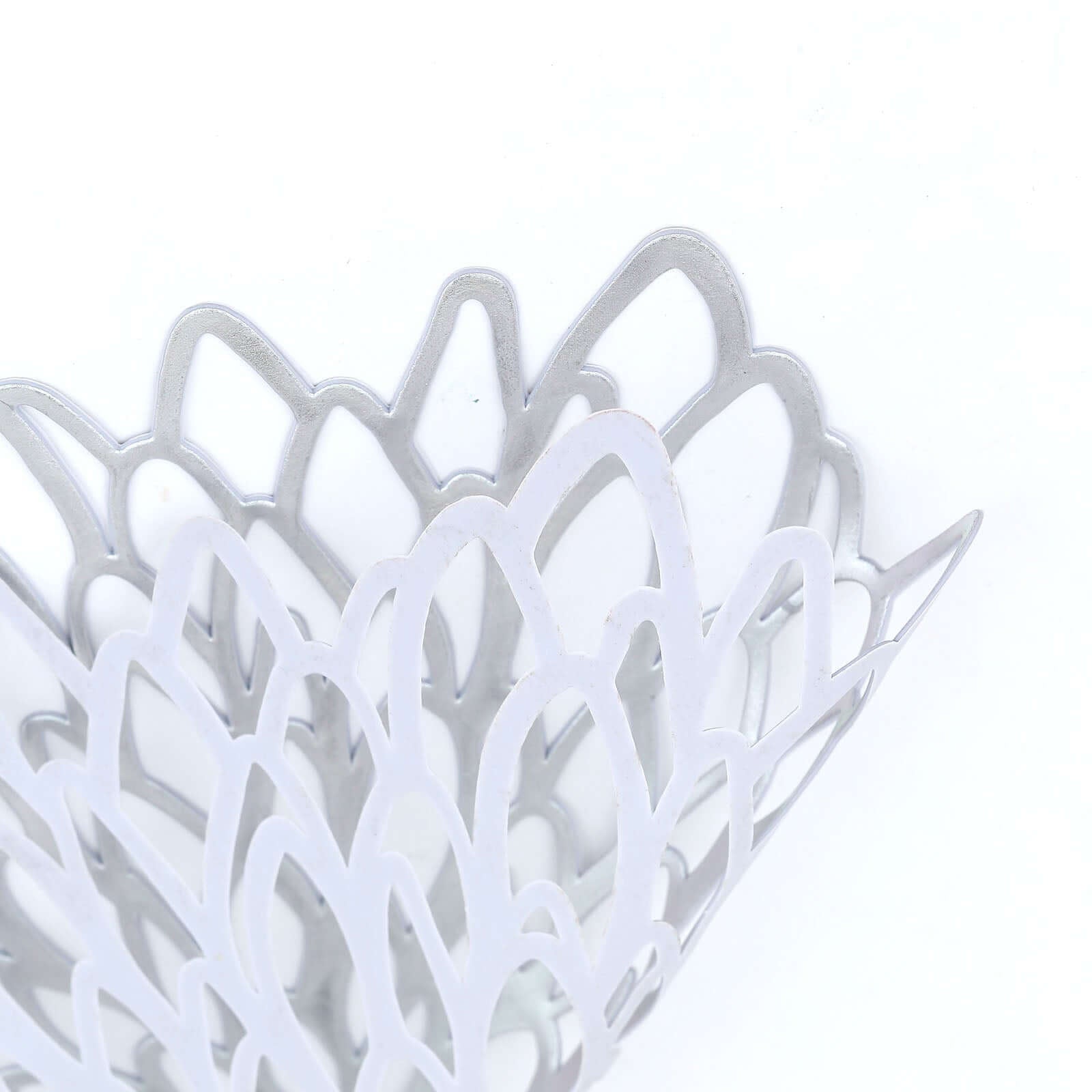 6 - Pack Dining Table Mats Floral Design Silver - Metallic Vinyl Round Non - Slip Mats for Tables 15" - Linen Luxes