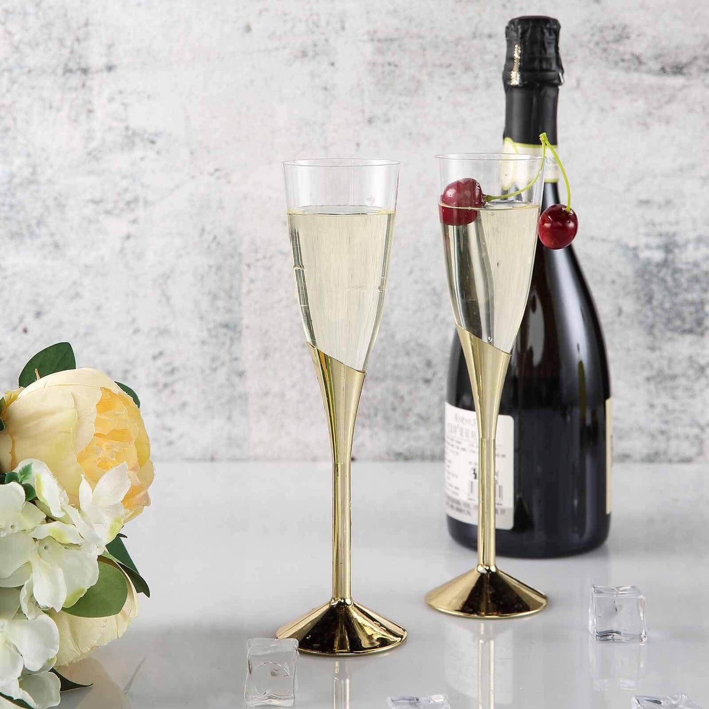 6 - Pack Plastic Champagne Flutes Clear/Gold - Stylish Disposable Glasses for Toasts 5oz - Linen Luxes