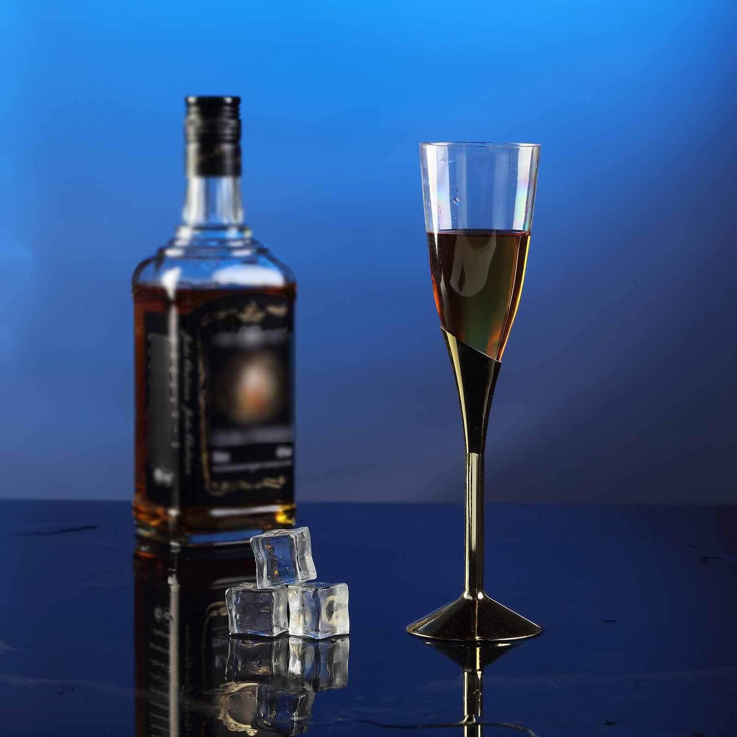 6 - Pack Plastic Champagne Flutes Clear/Gold - Stylish Disposable Glasses for Toasts 5oz - Linen Luxes