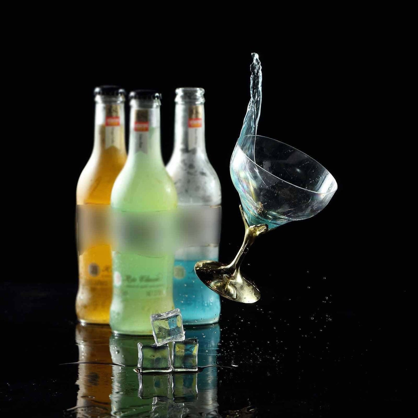 6 - Pack Plastic Champagne Glasses Gold Hard Material - Durable Disposable Goblets for Wine 5oz - Linen Luxes