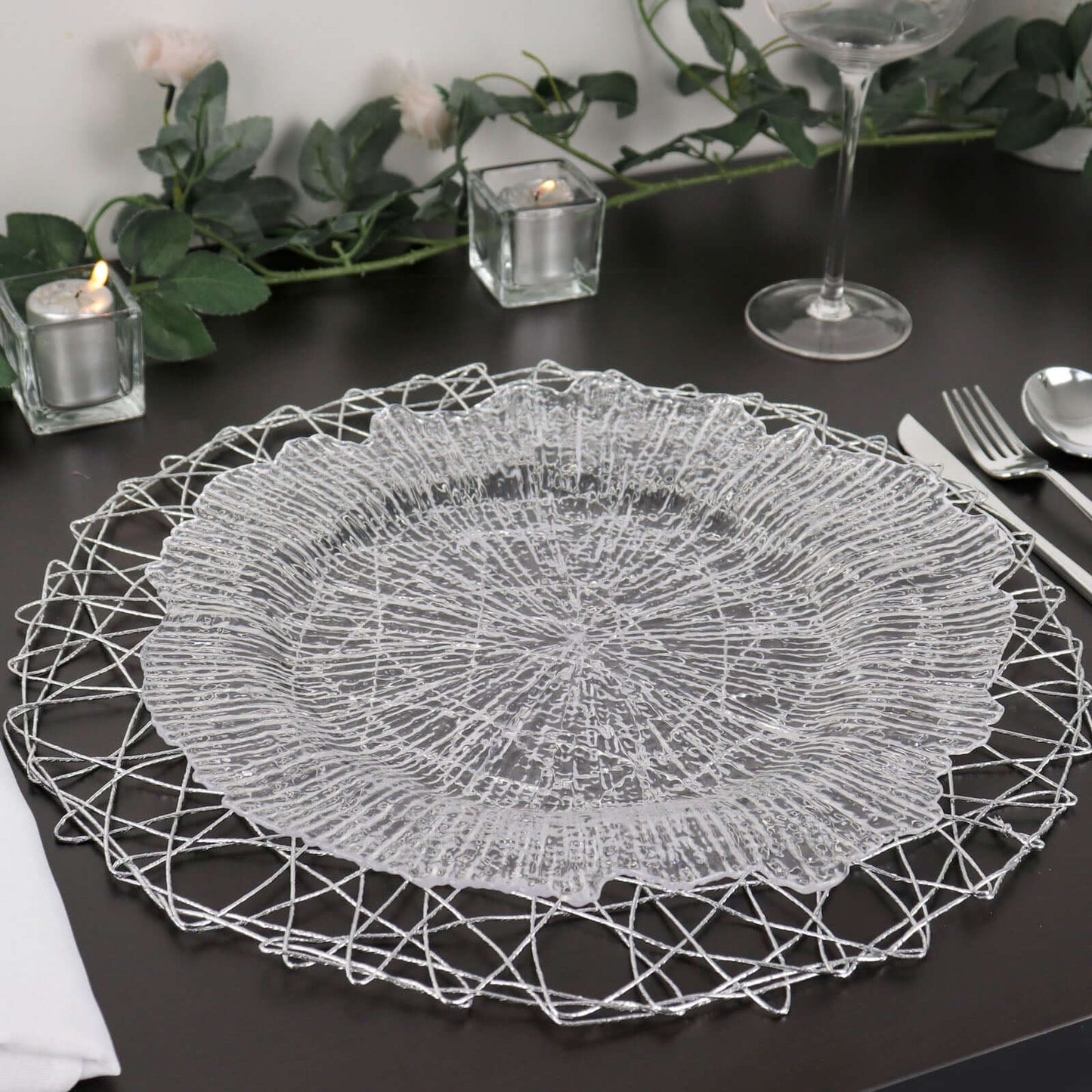 6 - Pack Table Placemats Woven Fiber Design Silver Round - Disposable Mats for Dining and Events 15" - Linen Luxes