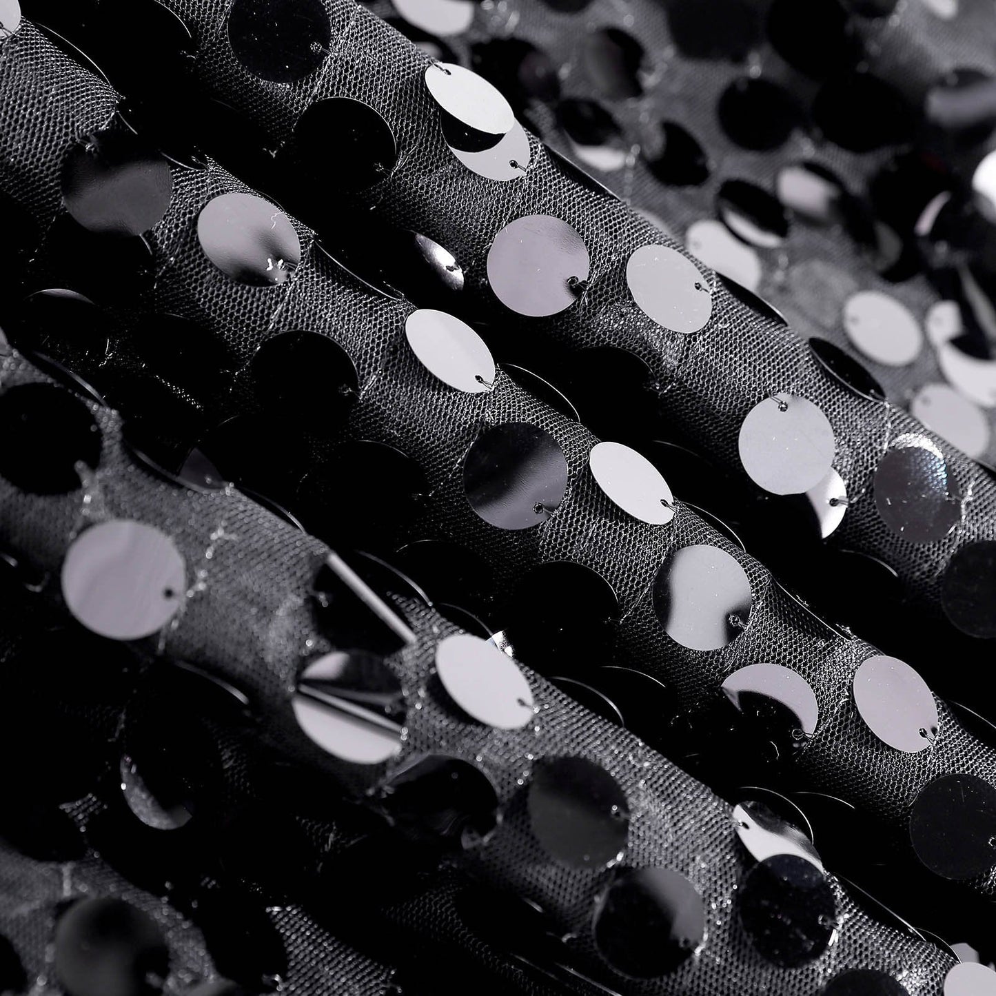 Sequin 132" Round Tablecloth Black - Big Payette Table Cover