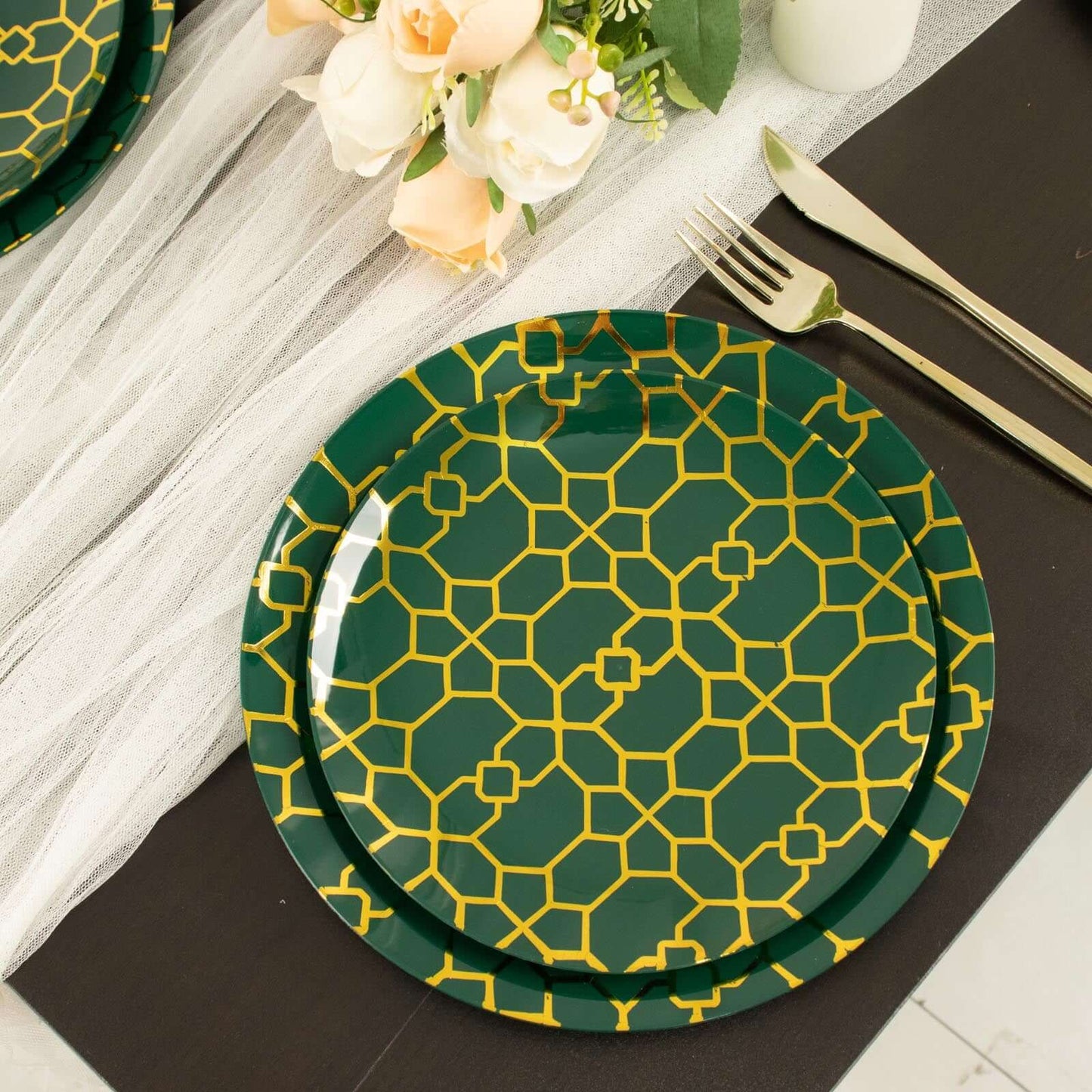 20-Pack Set Plastic Round Dinner and Salad Plates in Hunter Emerald Green with Geometric Gold Print - Modern Disposable Dinnerware Set for Weddings & Celebrations 9", 7"