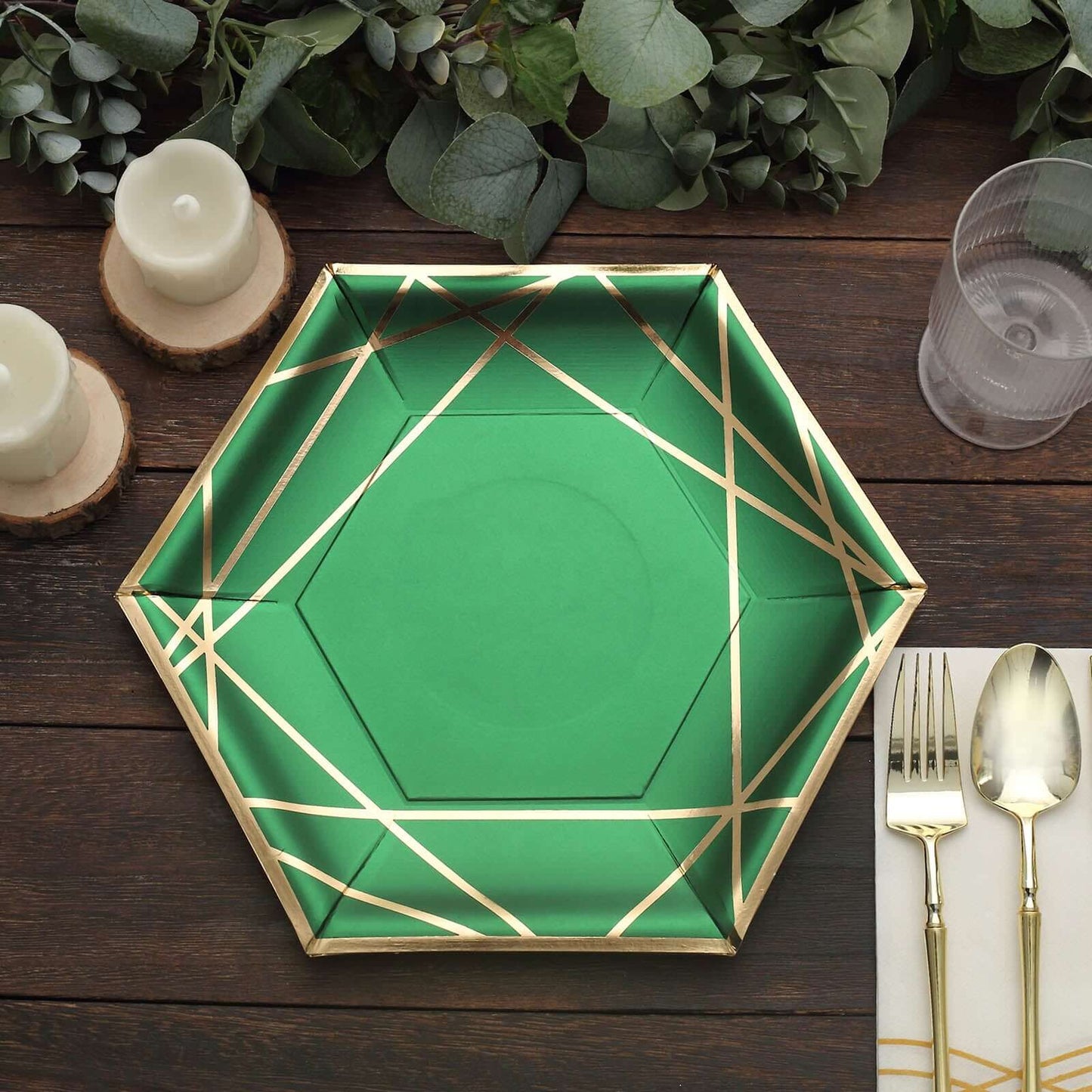 25-Pack Paper 9" Hexagon Dinner Plates in Hunter Emerald Green with Gold Geometric Lines & Rim - Stylish Disposable Geometric 300GSM Party Plates