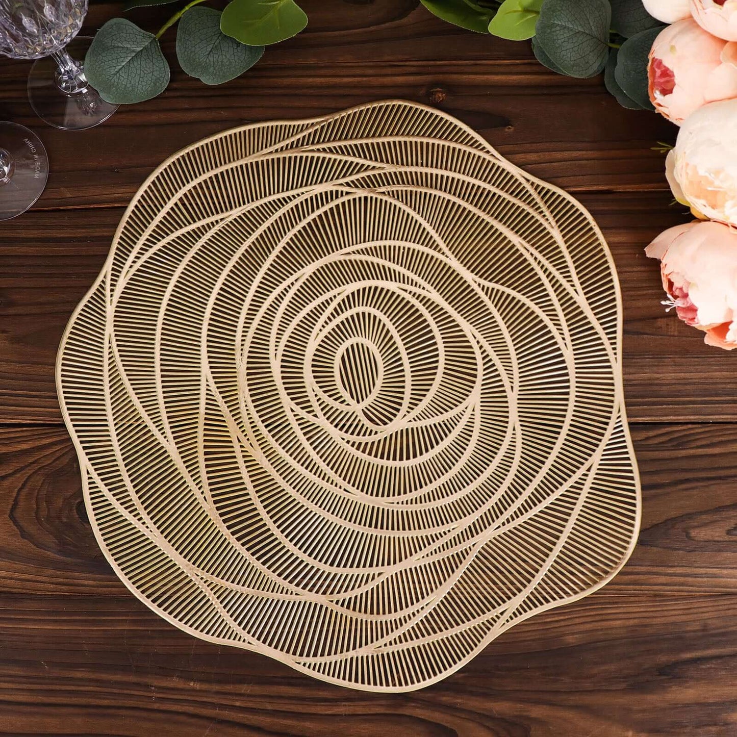 6-Pack Dining Table Mats Rose Flower Design Metallic Gold - Vinyl Round Non-Slip and Washable Table Mats 15"