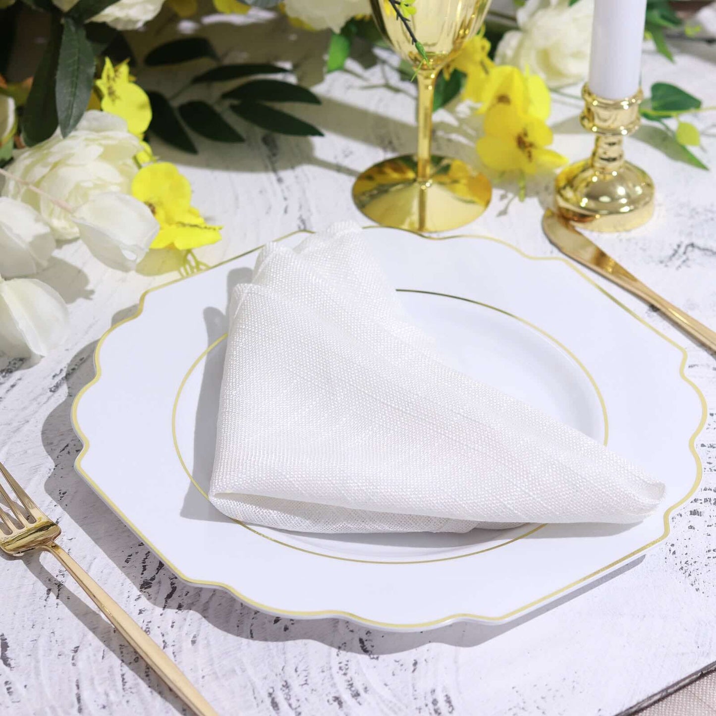 10-Pack Plastic Dinner Plates in White Baroque Design with Scalloped Gold Rim - Heavy Duty Disposable Party Plates for Events & Banquets 11"