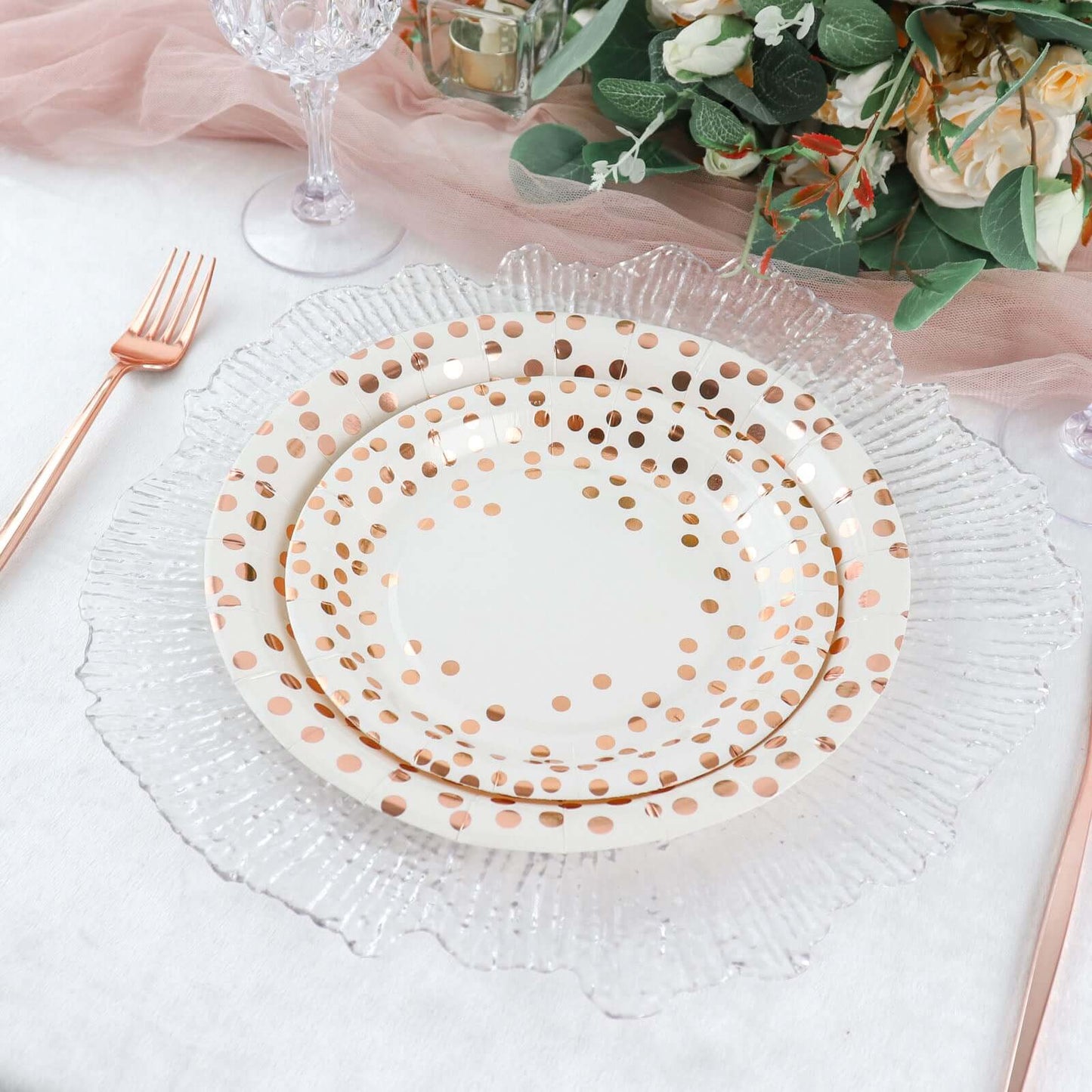 25-Pack Paper Round Dinner Plates 9" White with Metallic Rose Gold Polka Dots - Disposable 300GSM Party Plates for Banquets & Celebrations