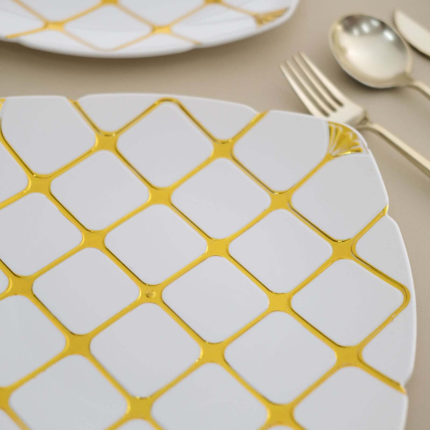10-Pack Plastic 10" Square Dinner Plates in White with Gold Diamond Lattice Pattern - Disposable Party Plates for Weddings, Banquets & Special Events