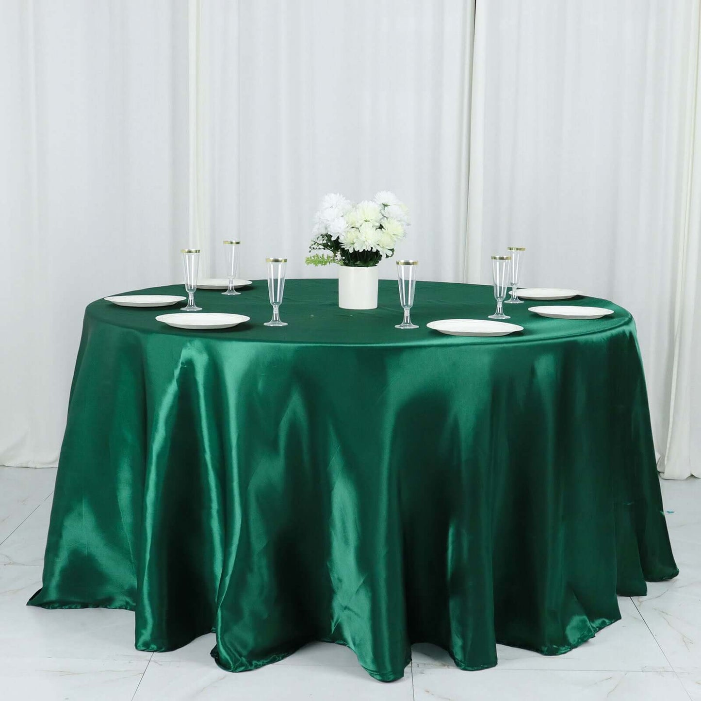 Satin 132" Round Tablecloth Hunter Emerald Green - Stylish Seamless Table Cover