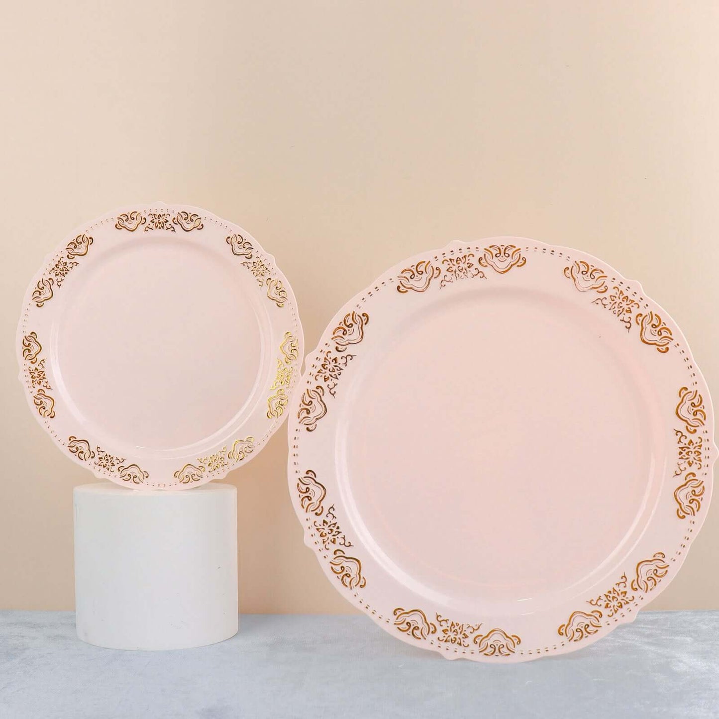10-Pack Plastic 7.5" Round Appetizer Plates in Blush with Gold Embossed Scalloped Edge - Chic Disposable Salad Plates for Special Occasions & Banquets
