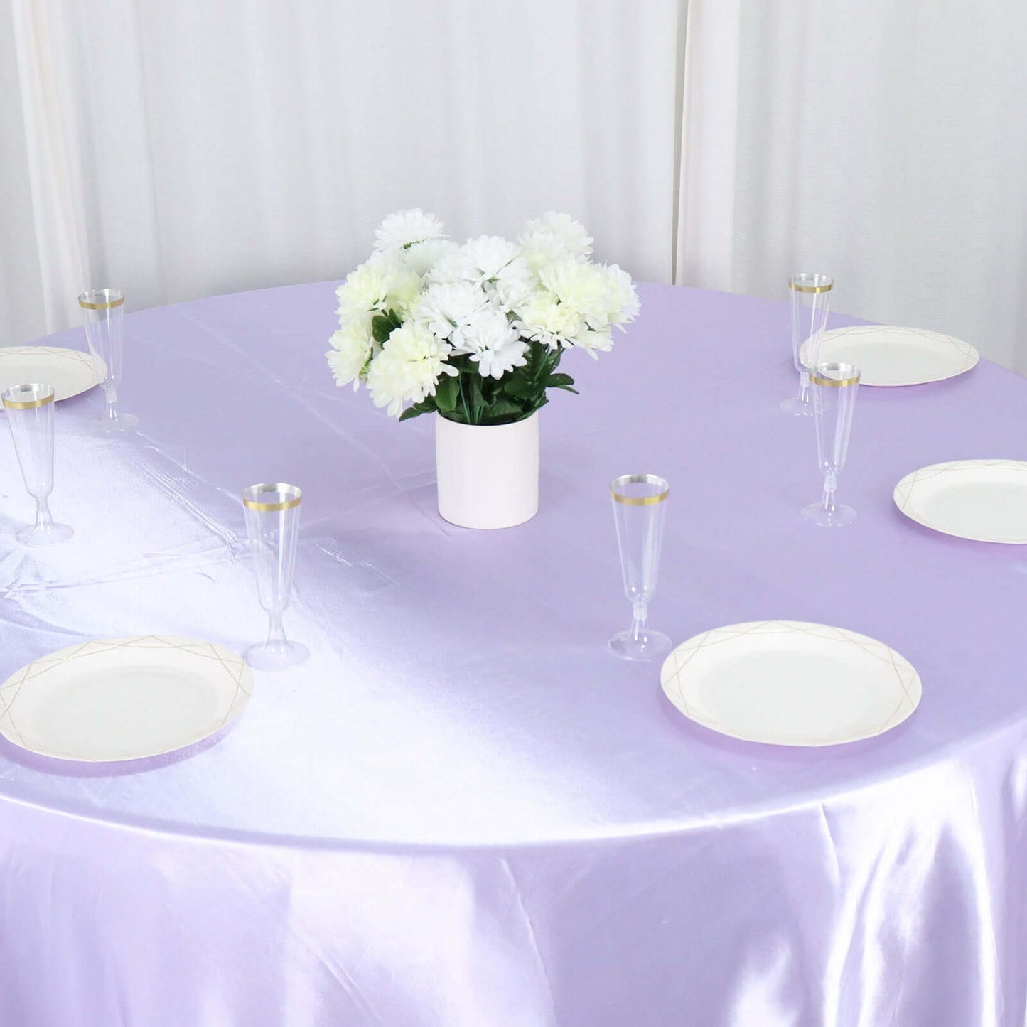 Satin 120" Round Tablecloth Lavender Lilac - Stylish Seamless Table Cover