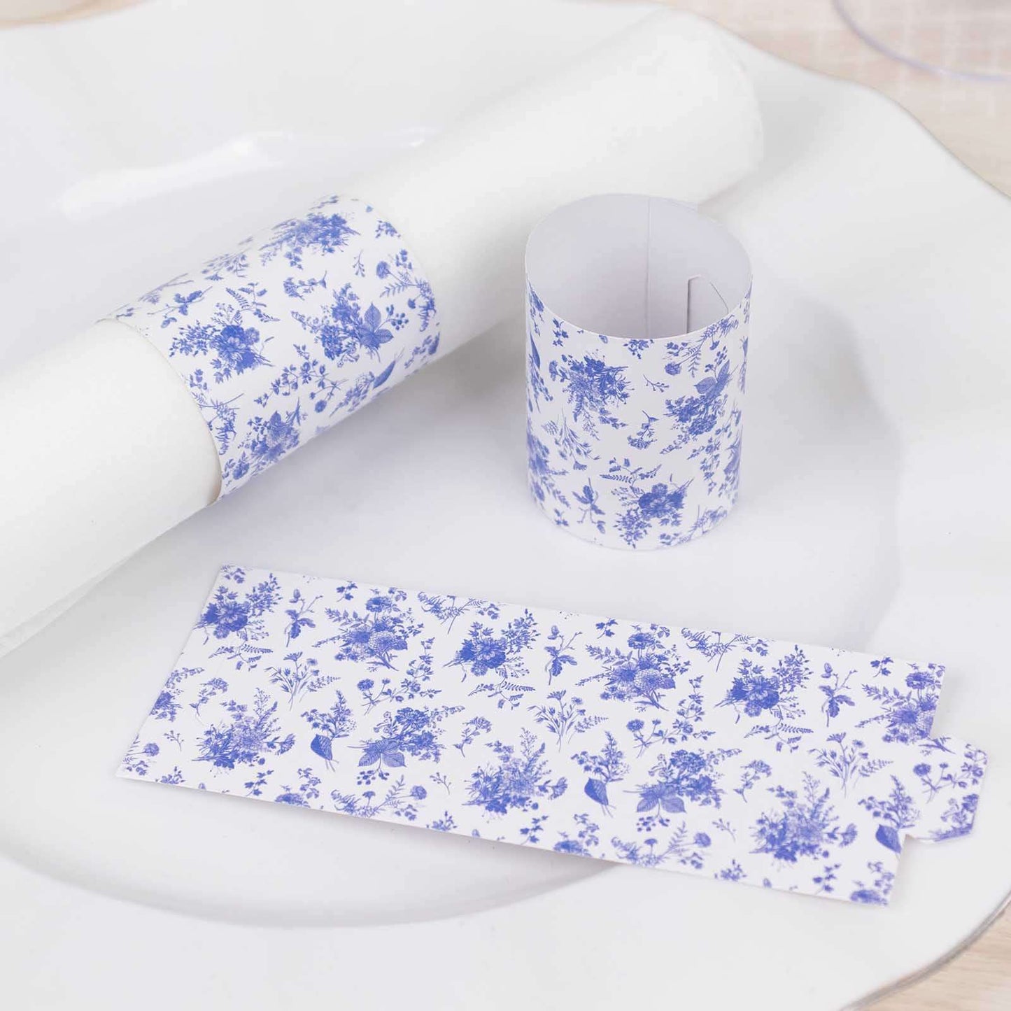 50 Pack White Blue Paper Napkin Holder Bands in French Toile Floral Pattern, Disposable Napkin Rings - 1.5"