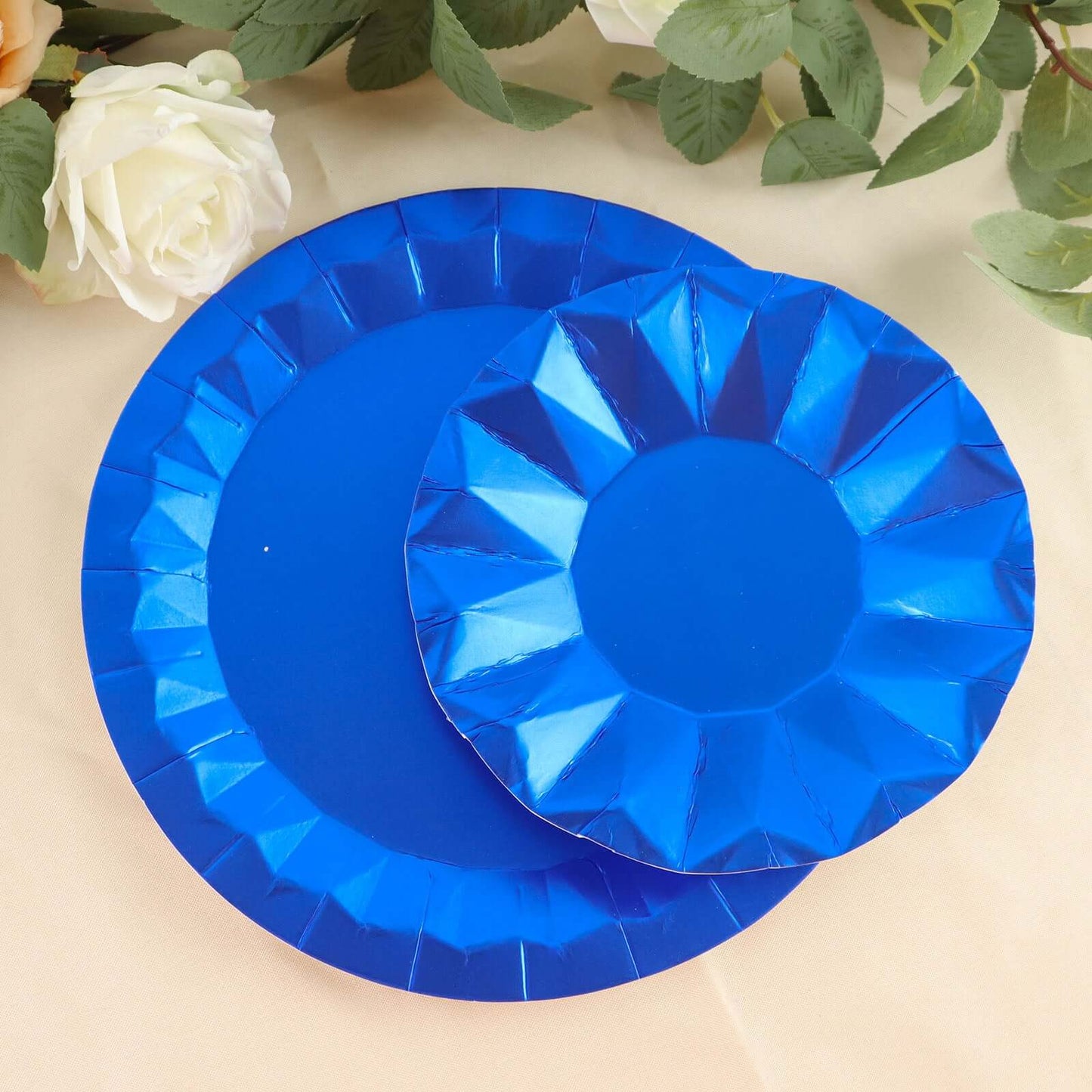 25-Pack Paper 7" Round Dessert Plates in Royal Blue with Geometric Prism Rim - Disposable 400GSM Appetizer Salad Plates