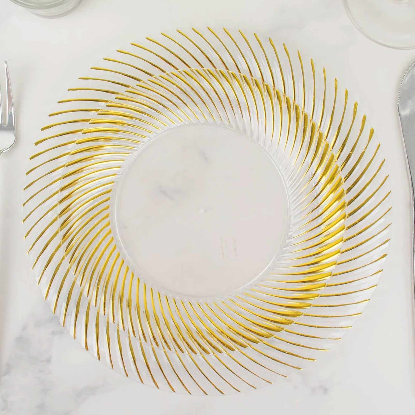 10-Pack Plastic 7" Round Dessert Plates in Clear with Gold Swirl Rim