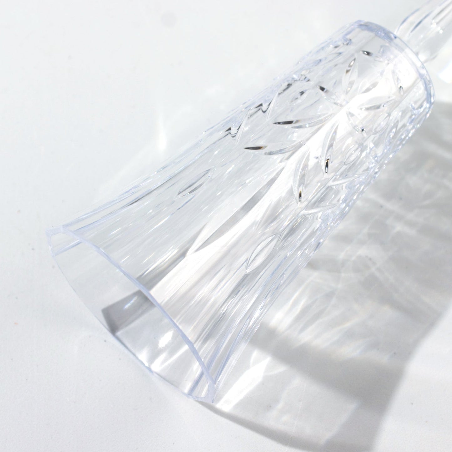 6 Pack 6oz Shatterproof Plastic Champagne Flutes with Embossed Leaf Pattern, Clear Reusable Cocktail Wine Glasses - 8.5"