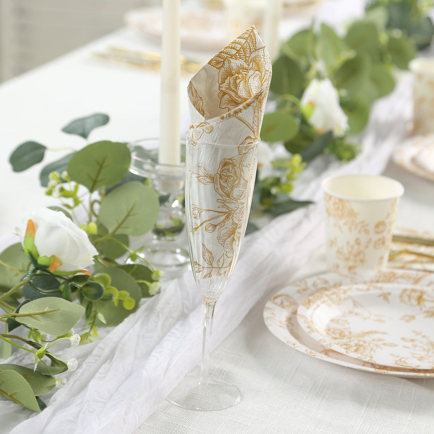 50-Pack Paper Dinner Napkins White with Gold French Toile Floral Pattern 2-Ply - Stylish Disposable Napkins for Events