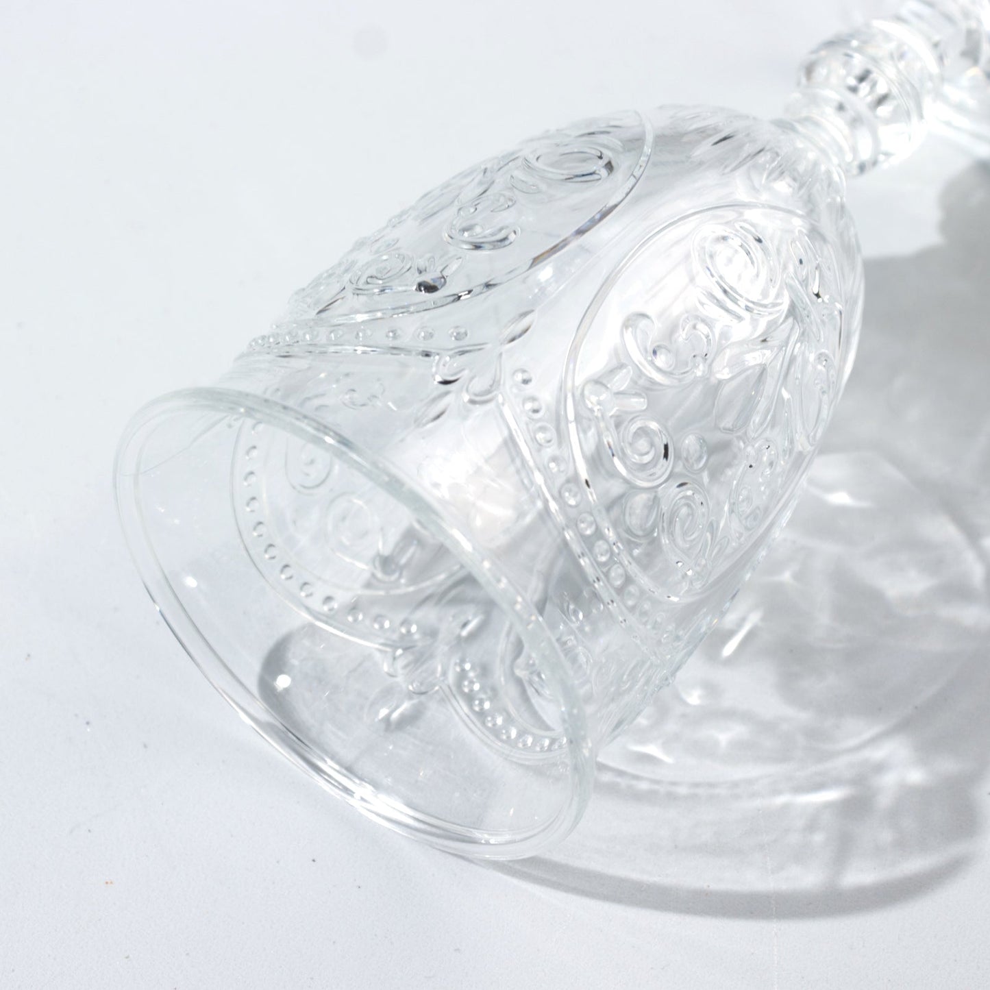 24-Pack Clear Plastic Wine Glasses 10oz â€“ Vintage Goblets with Retro Embossed Design, Elegant Drinkware - 7" Tall