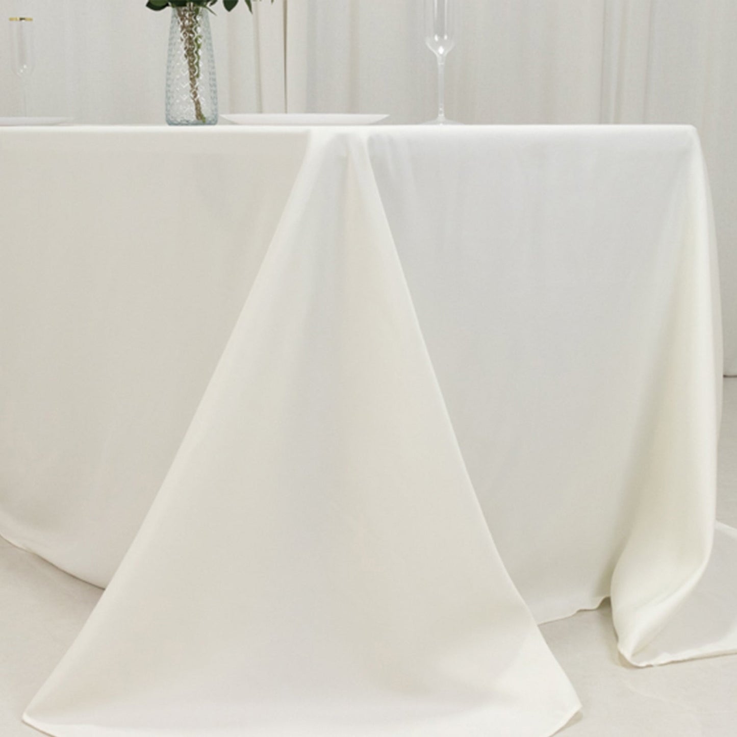 Fire Retardant Premium Polyester 90"x132" Rectangular Tablecloth Ivory - High-Performance Seamless Table Cover