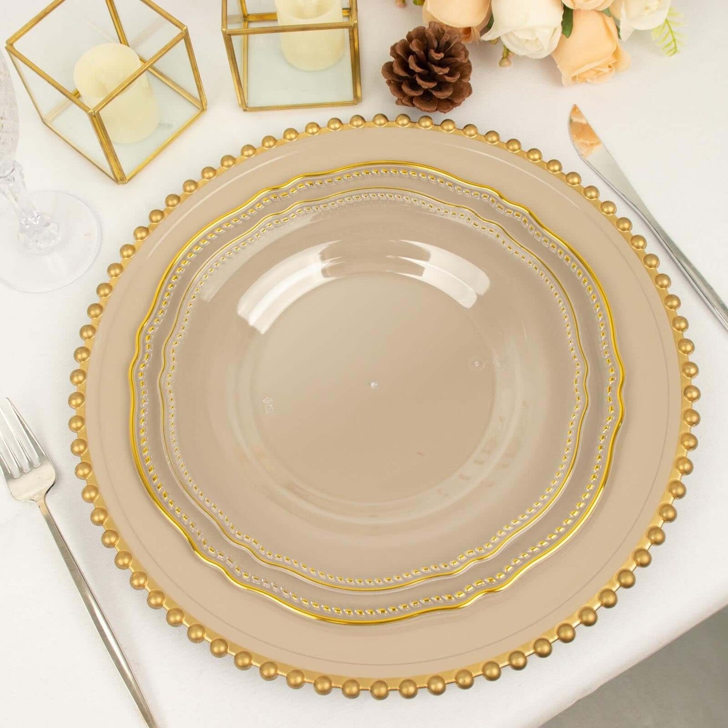 10-Pack Plastic 10" Dinner Plates in Clear with Gold Scalloped Rim - Disposable Large Party Plates
