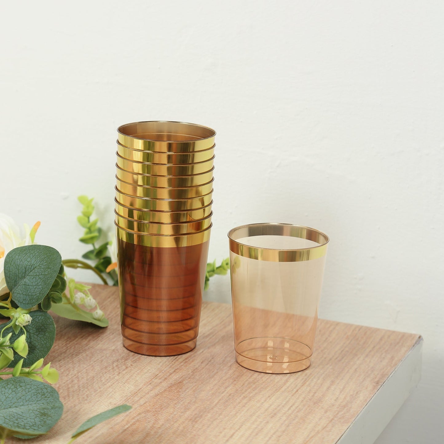 25-Pack Plastic Tumbler Cups Transparent Amber Gold with Gold Rim - Stylish Disposable Party Glasses 10oz