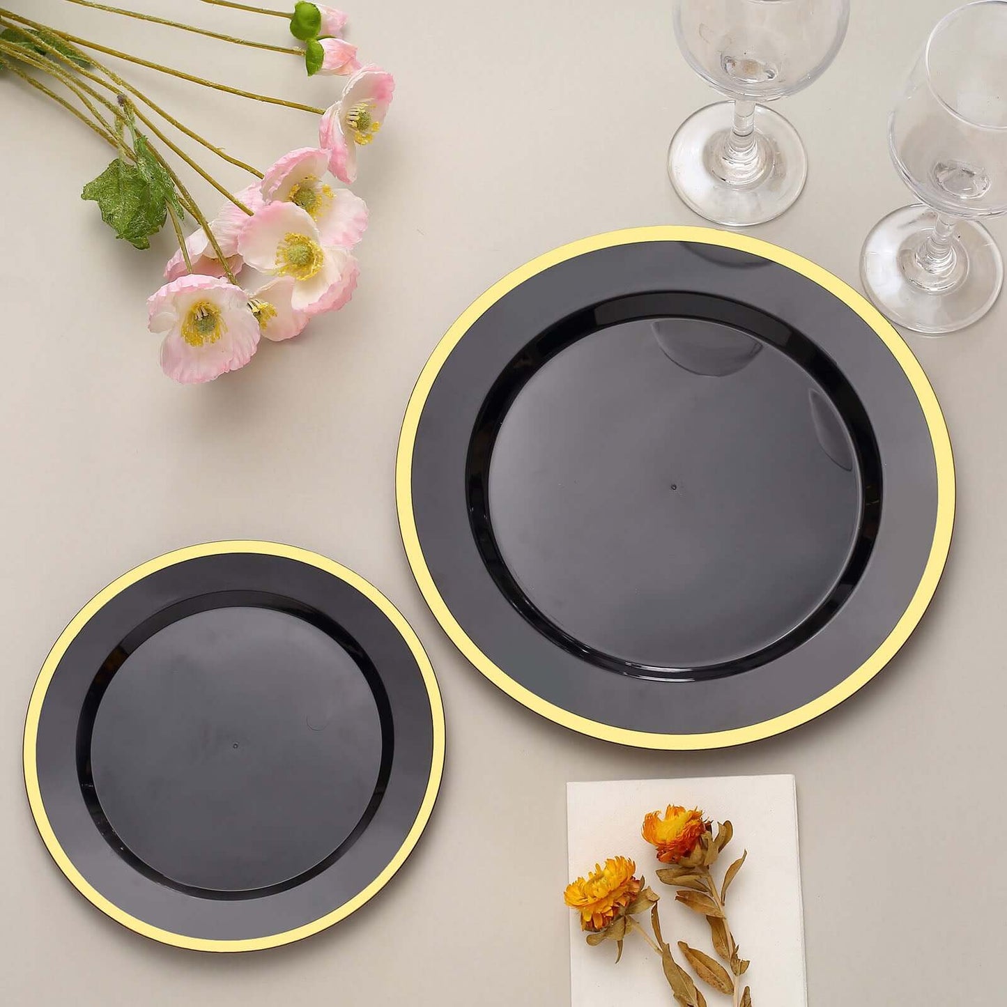 10-Pack Plastic 7" Round Appetizer Plates in Black with Gold Rim - Sleek Disposable Salad Plates for Banquets & Special Occasions