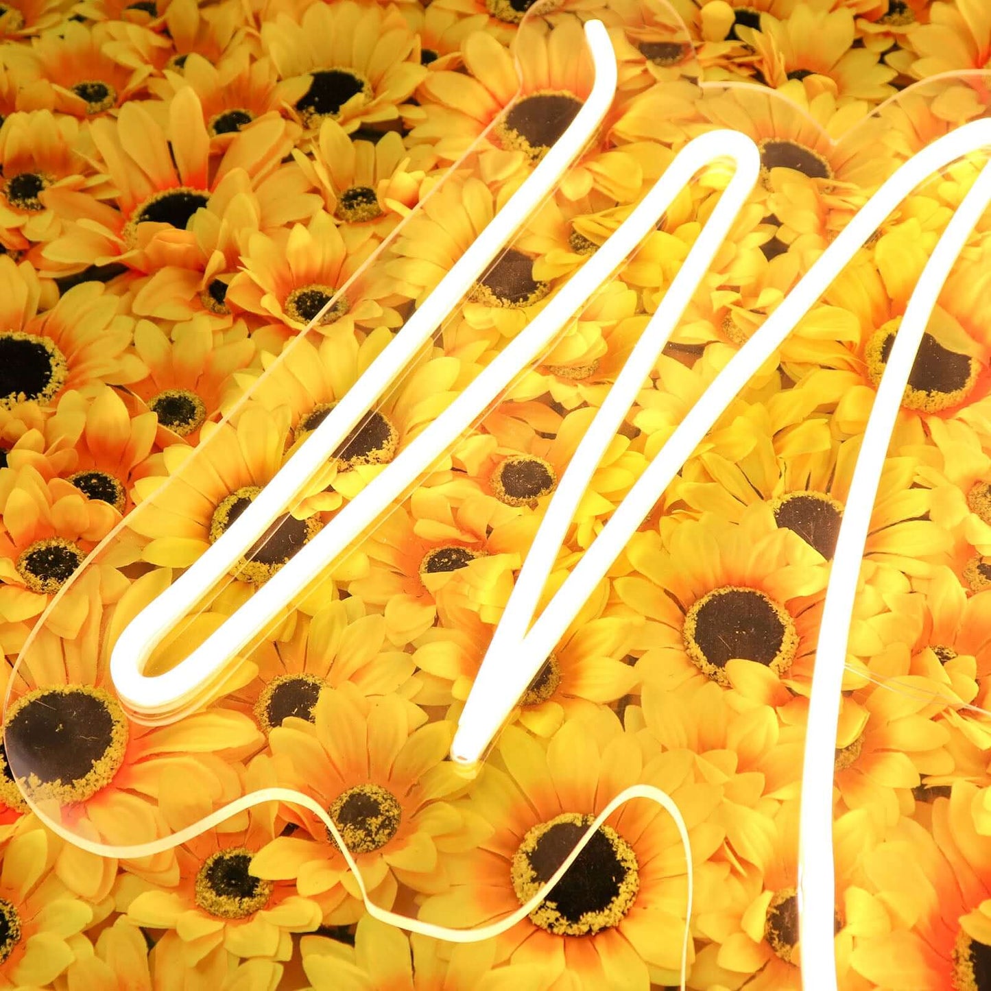 33" Mr and Mrs Neon Light Sign, LED Reusable Wall DÃ©cor Lights With 5ft Hanging Chain