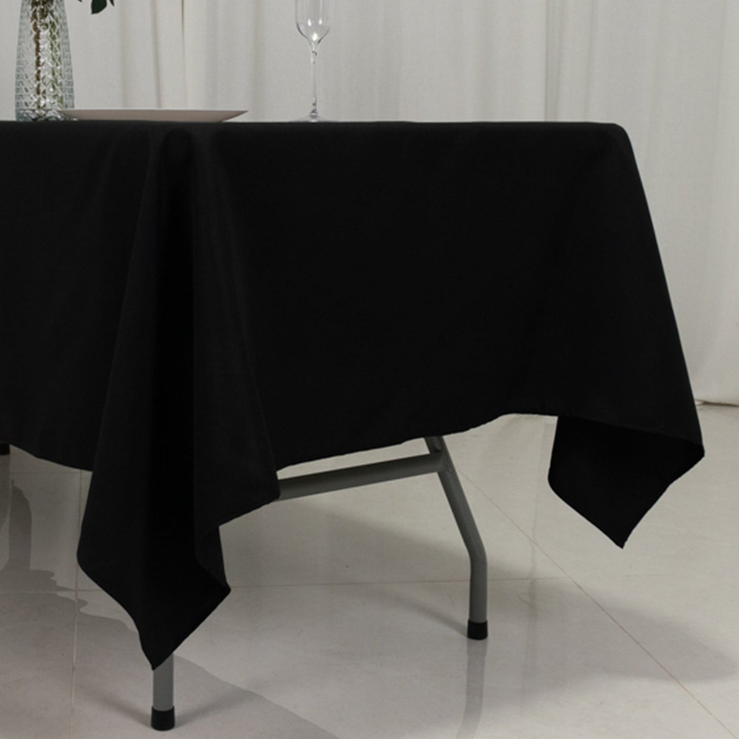 Fire Retardant Premium Polyester 60"x102" Rectangular Tablecloth Black - High-Performance Table Cover