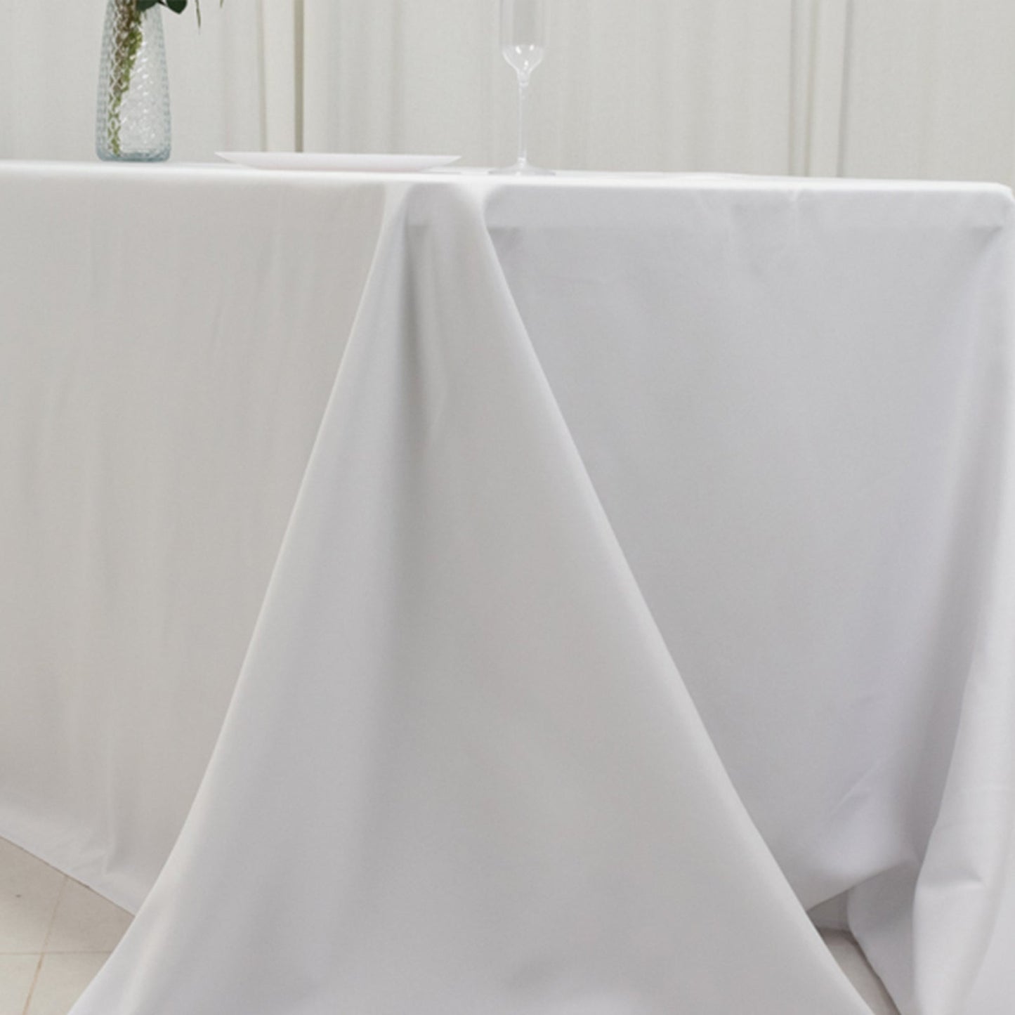 Fire Retardant Premium Polyester 90"x156" Rectangular Tablecloth White - Stylish High-Performance Seamless Table Cover for Large Gatherings