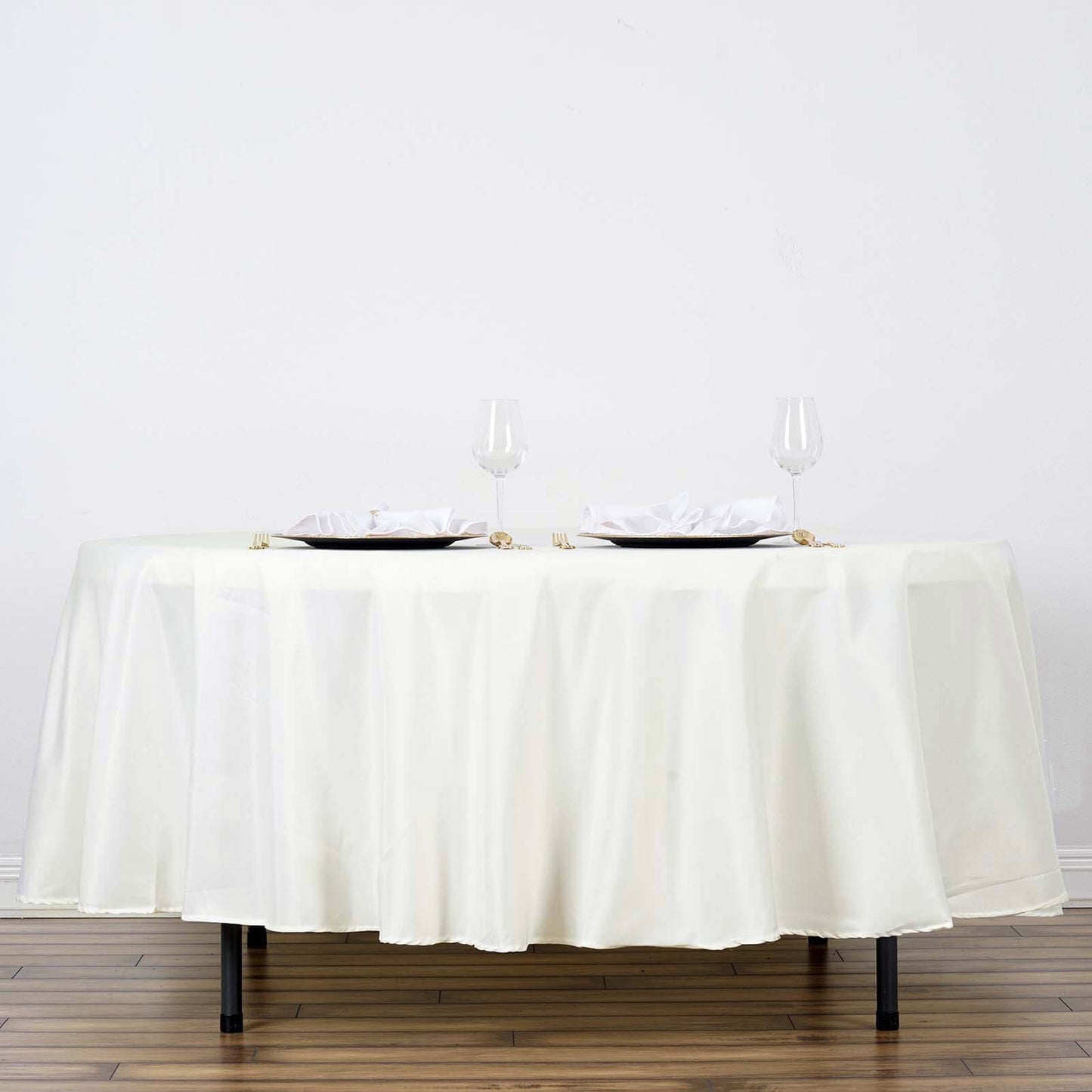 Polyester 108" Round Tablecloth Ivory - Wrinkle - Resistant Table Cover - Linen Luxes