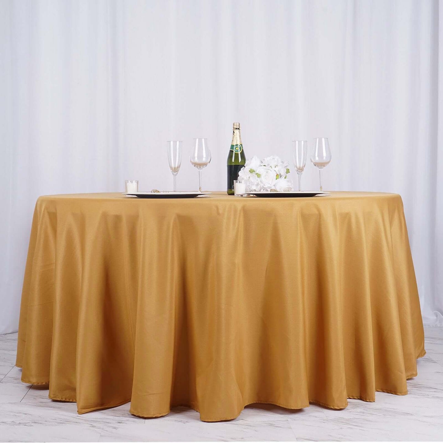Polyester 132" Round Tablecloth Gold - Seamless Chic Design for Grand Celebrations - Linen Luxes