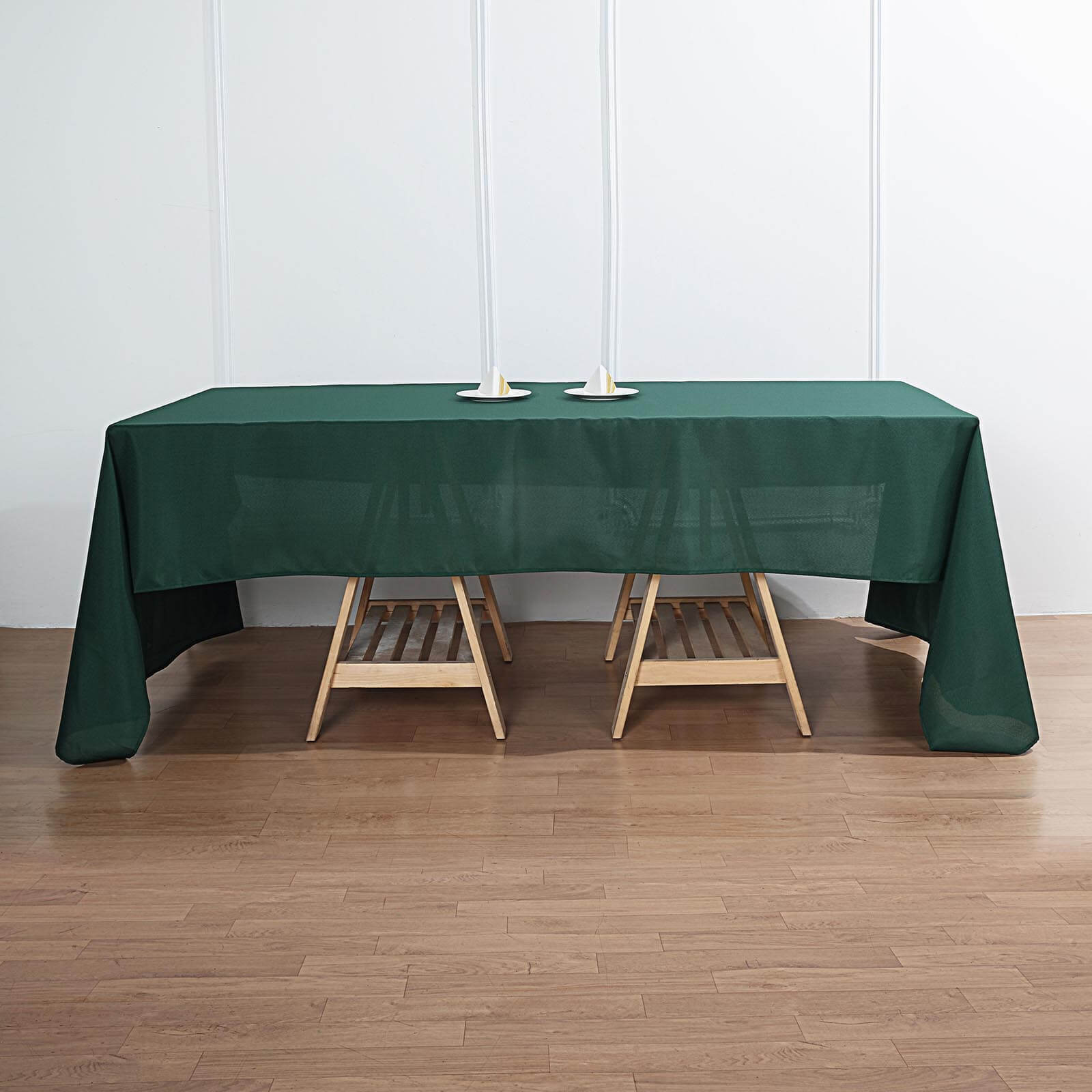 Polyester 60"x126" Rectangle Tablecloth Hunter Emerald Green - Wrinkle - Resistant Table Cover - Linen Luxes