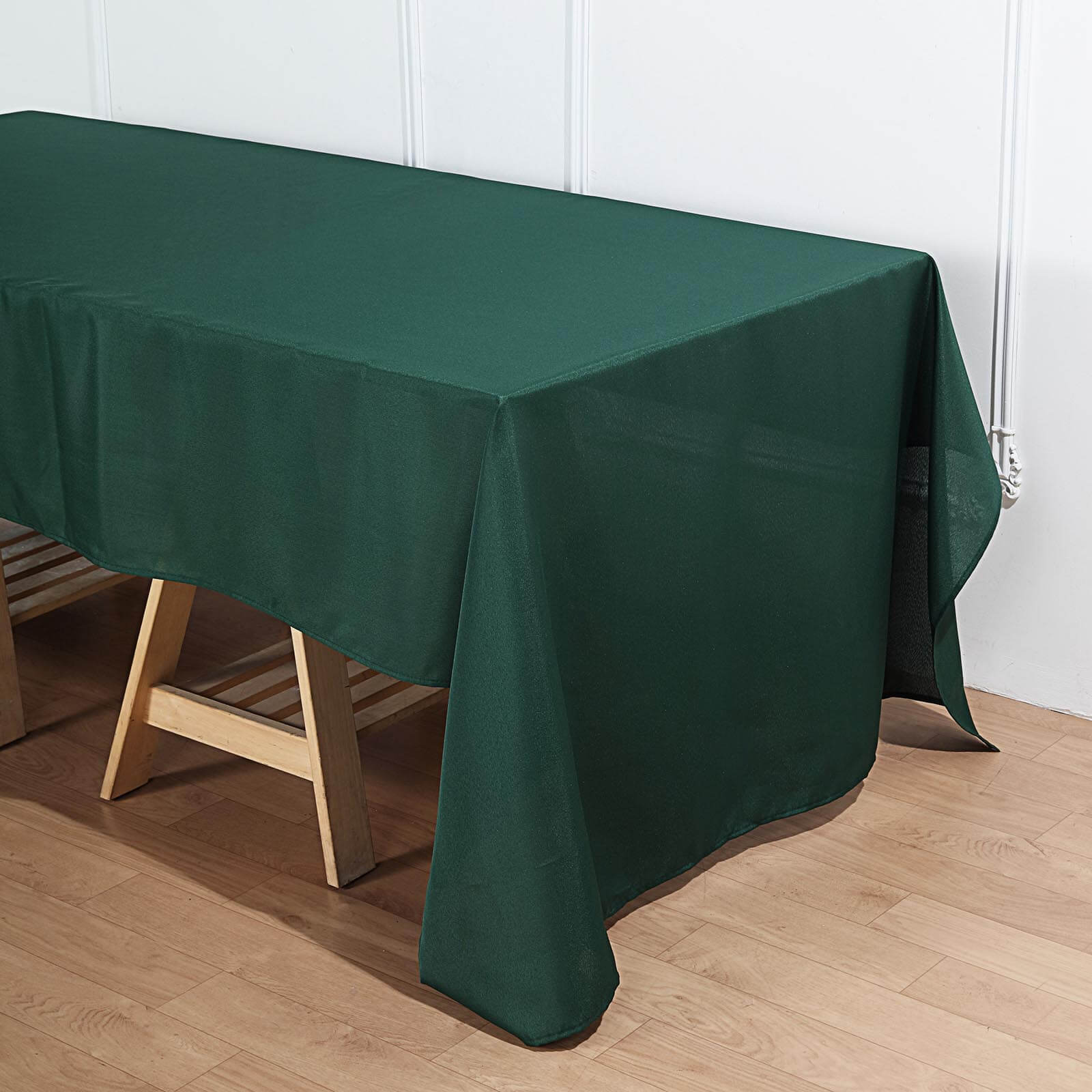 Polyester 60"x126" Rectangle Tablecloth Hunter Emerald Green - Wrinkle - Resistant Table Cover - Linen Luxes